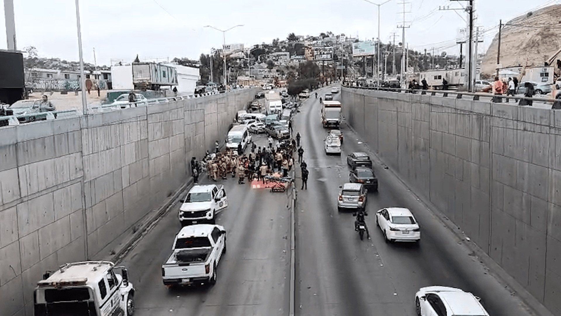 Cierran Tramo del Libramiento Rosas Magallón por Accidente en Tijuana