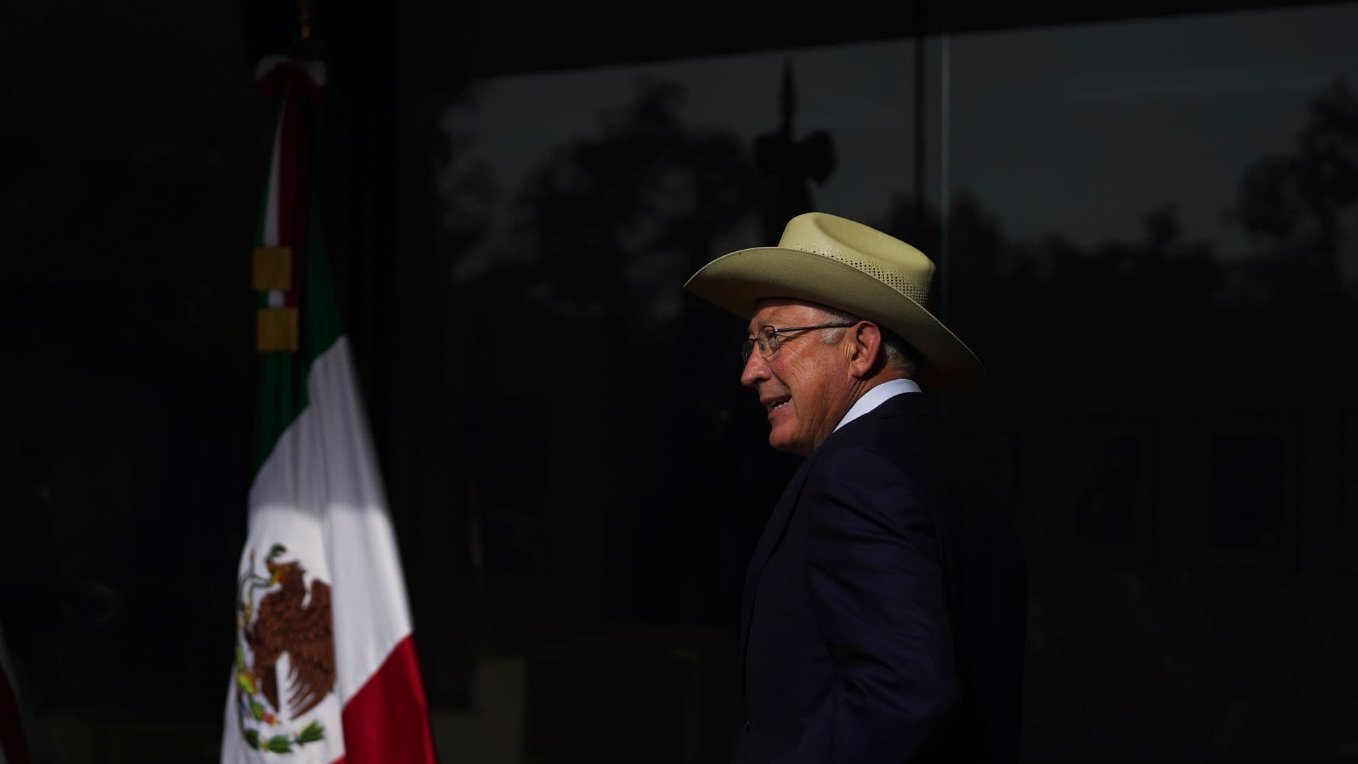 Sheinbaum Responde a Ken Salazar sobre Posible Injerencia: 'No Es Un Tema de Decir Ya Pasó'