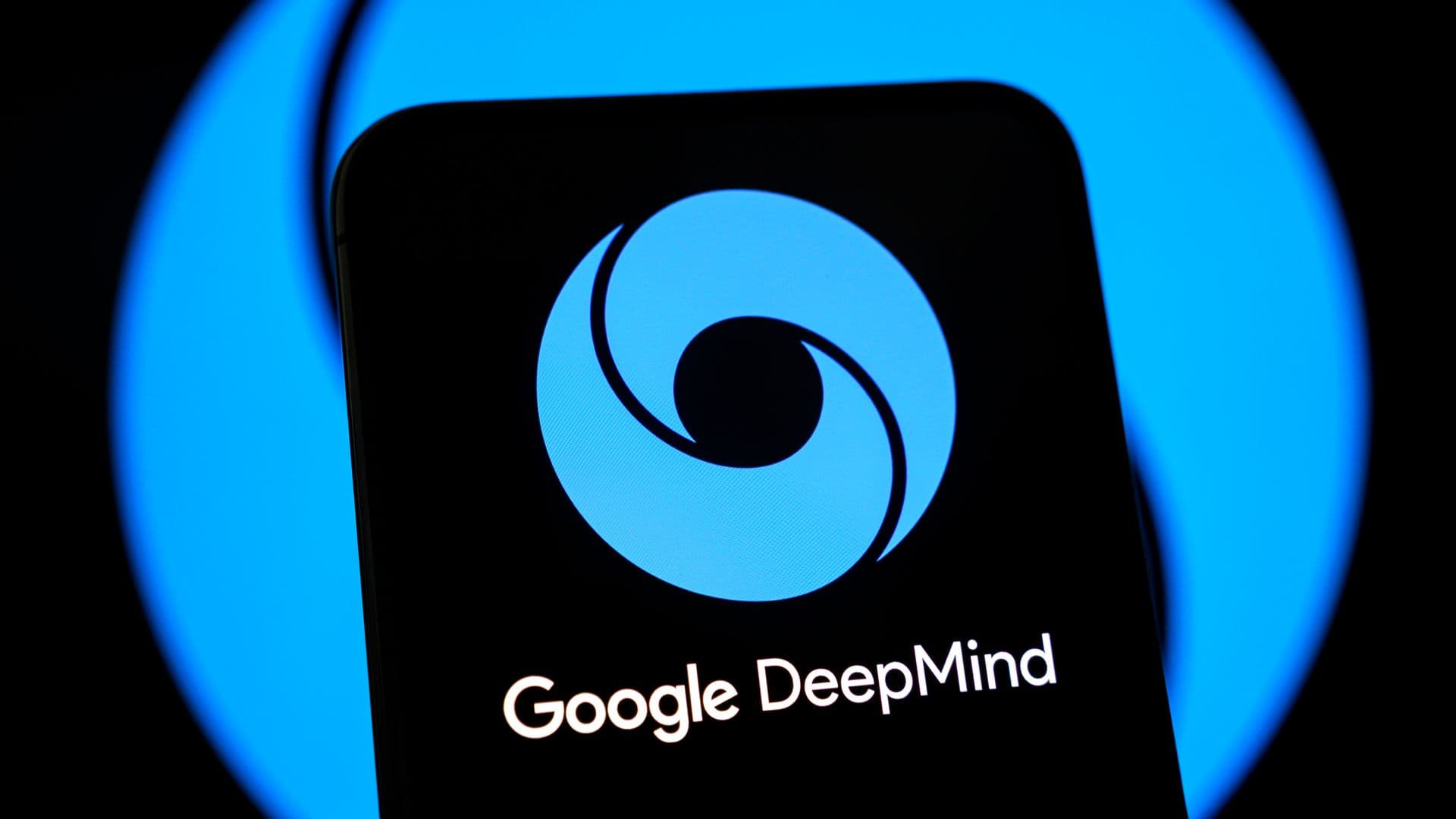 Otro Investigador, Ahora de Google, Advierte que la IA 'Tiene el Potencial de Matarnos a Todos'