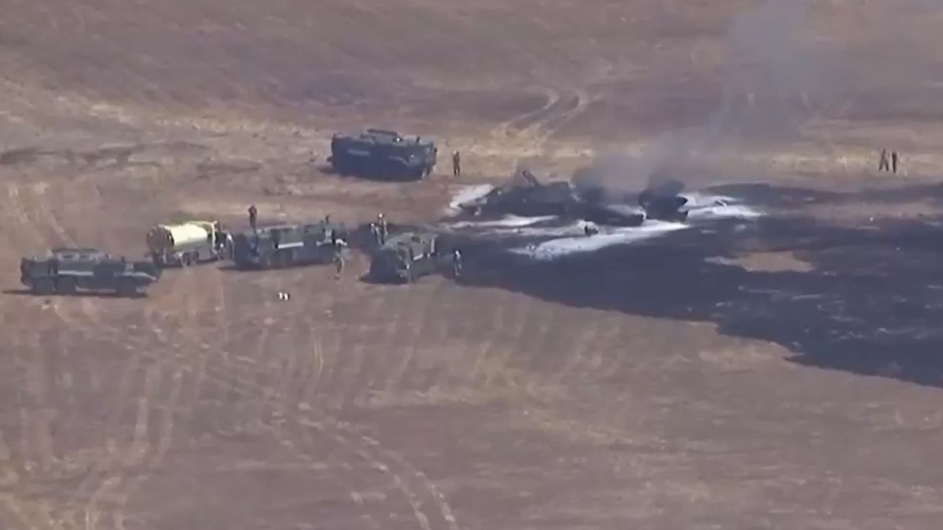 Zona del accidente de avión militar cerca de la Base Miramar en San Diego, el 31 de julio del 2026.