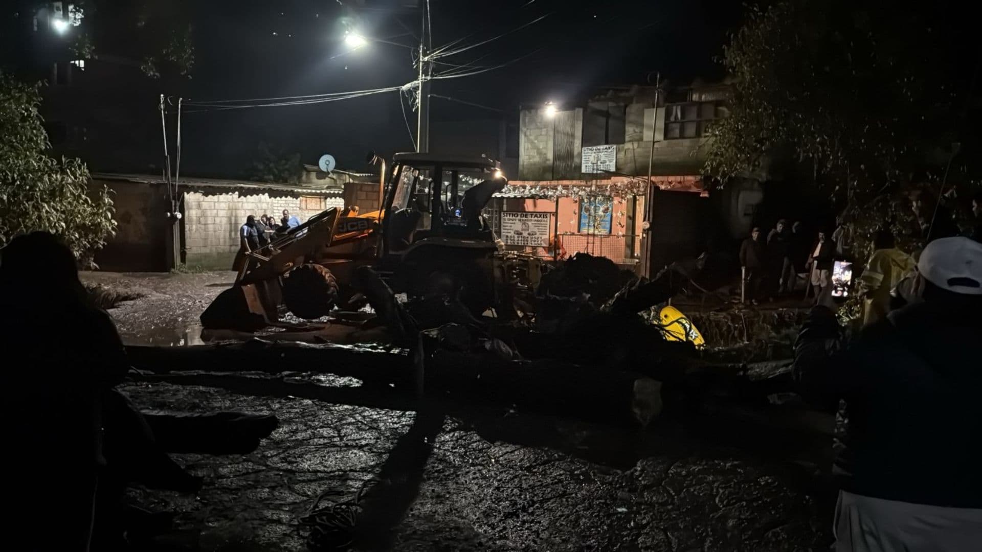 ¿Qué Pasó en Huixquilucan Hoy? Río Zacamulpa Se Desborda tras Intensas Lluvias este 8 de Junio