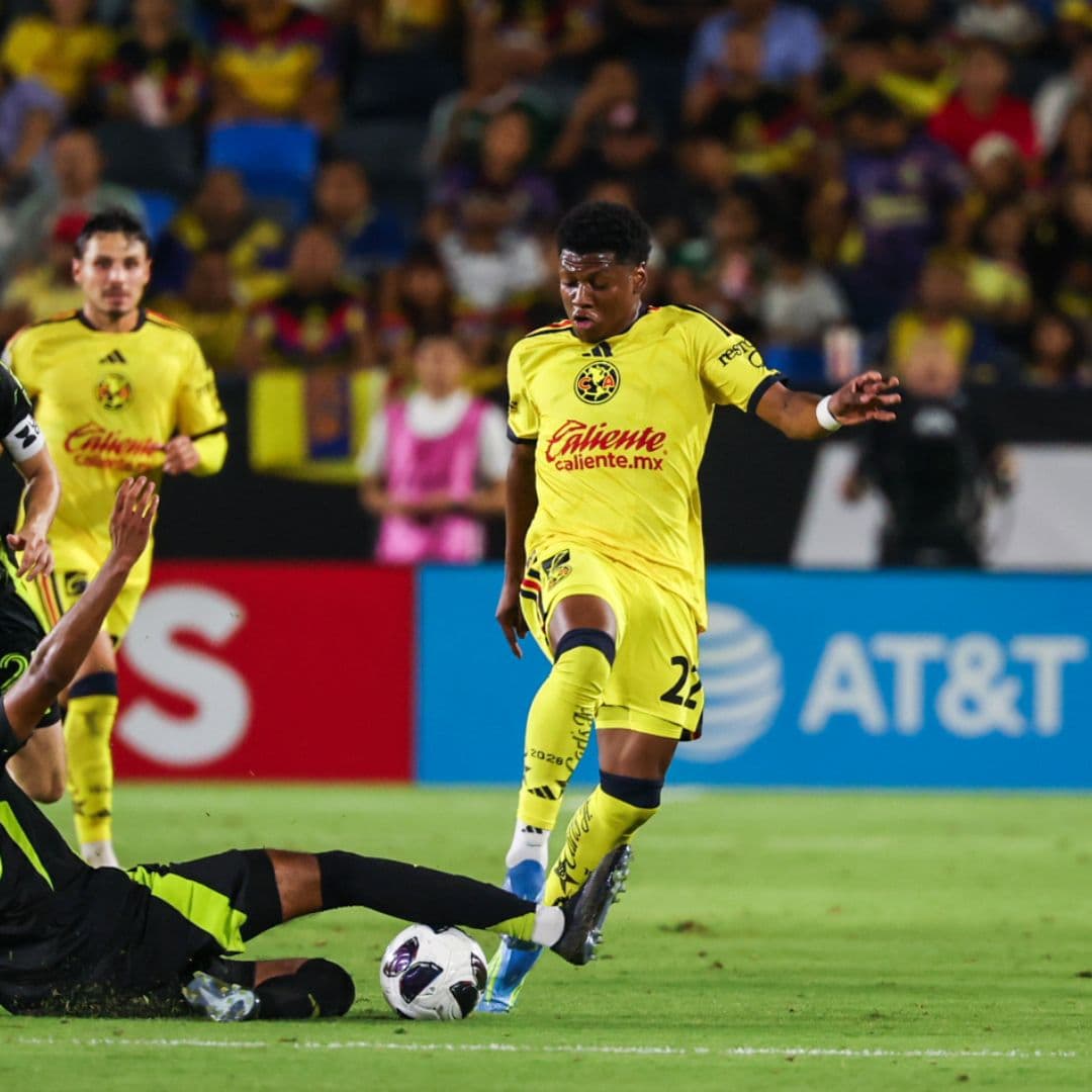 América
