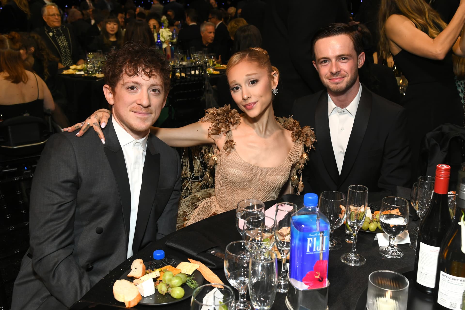 Ariana-Grande-Ethan-Slater-Ruptura-Relacion