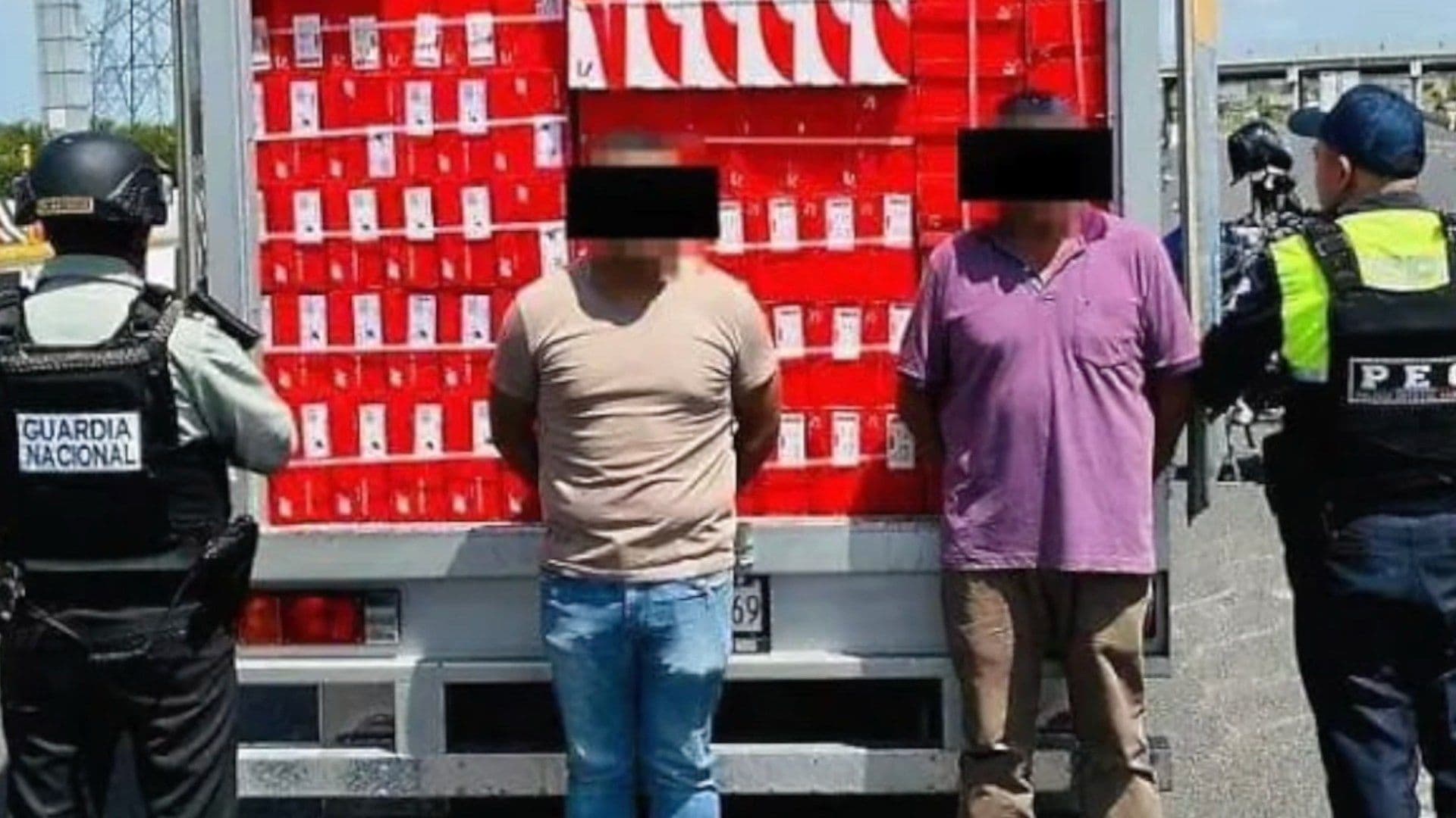 Más de Mil Pares de Zapatos Fueron Asegurados en la Carretera Salamanca-León.