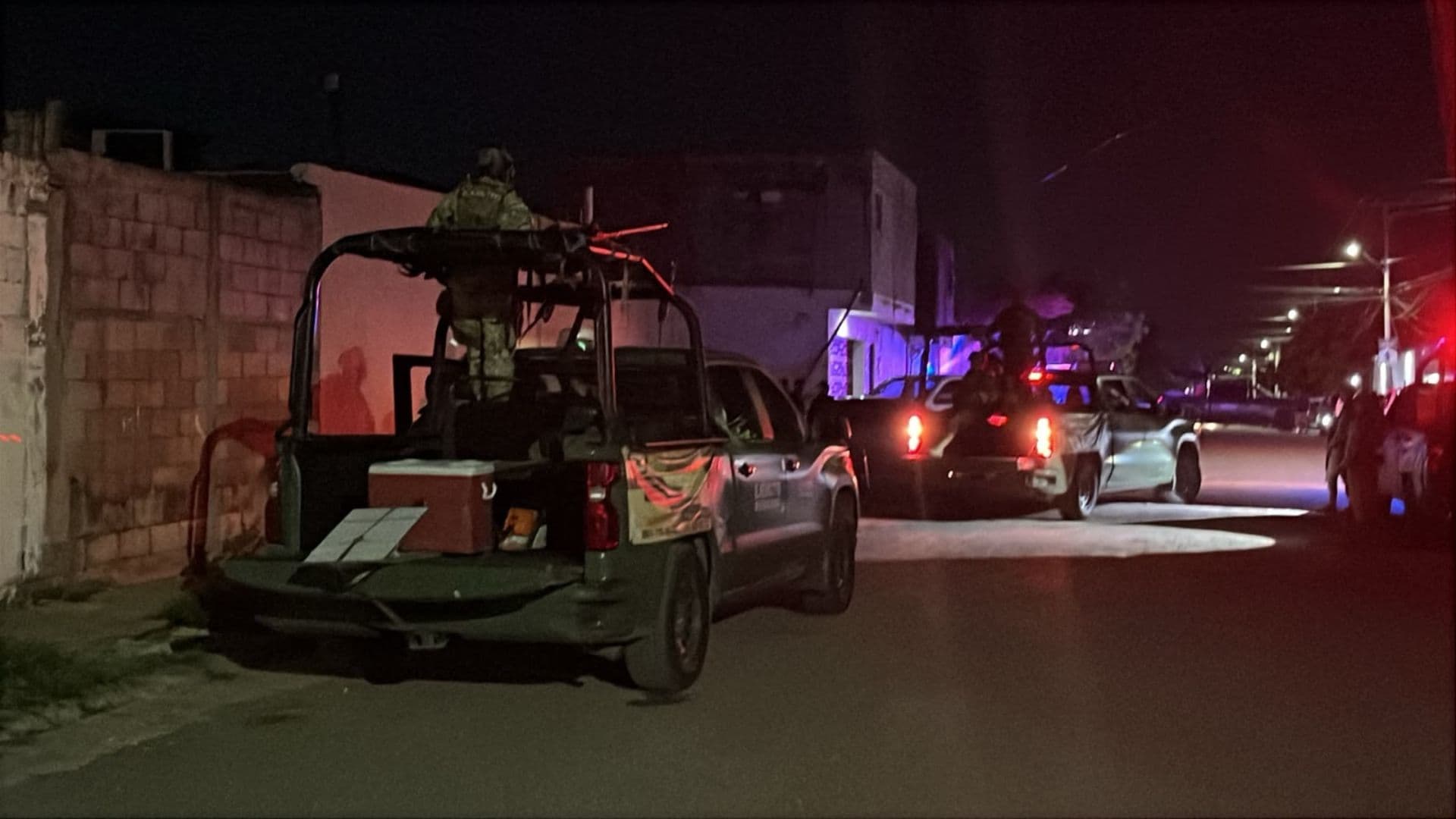 Una de las víctimas murió en el lugar y otra falleció posteriormente en un hospital.