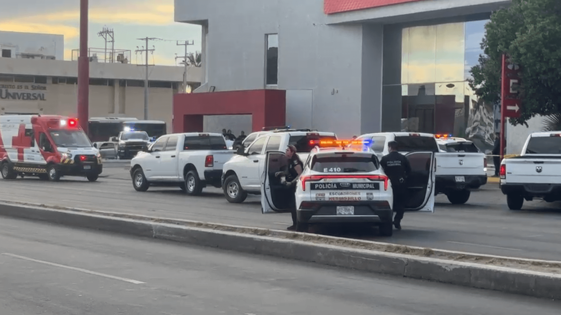 Matan a Hombre Frente a Sucursal Bancaria en el Centro de Hermosillo, Sonora