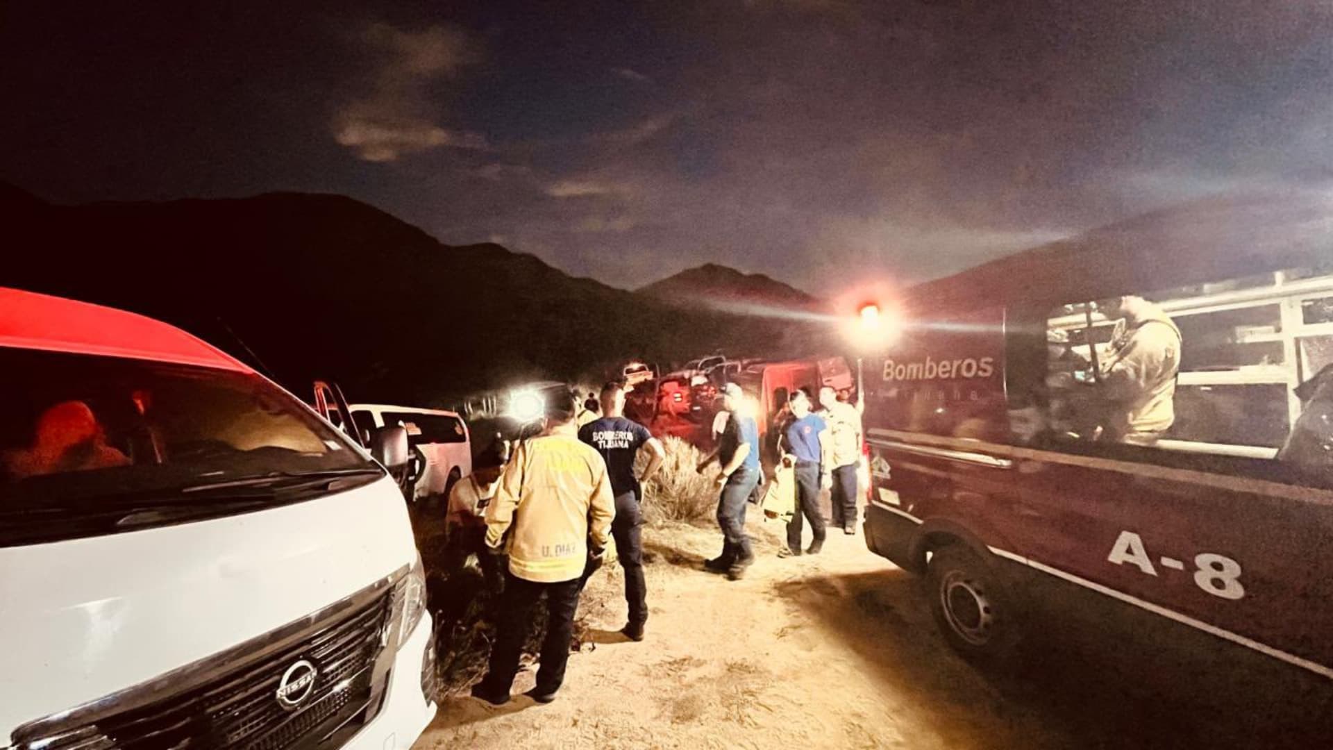 Atienden a Madres Buscadoras por Golpe de Calor Durante Búsqueda en Tijuana, BC