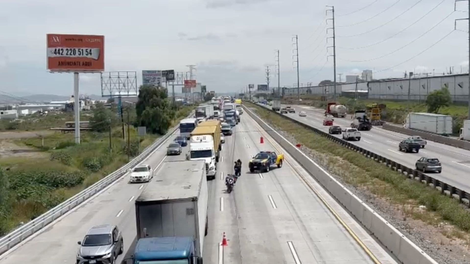 Atropellan y Matan a una Persona en la Carretera 57