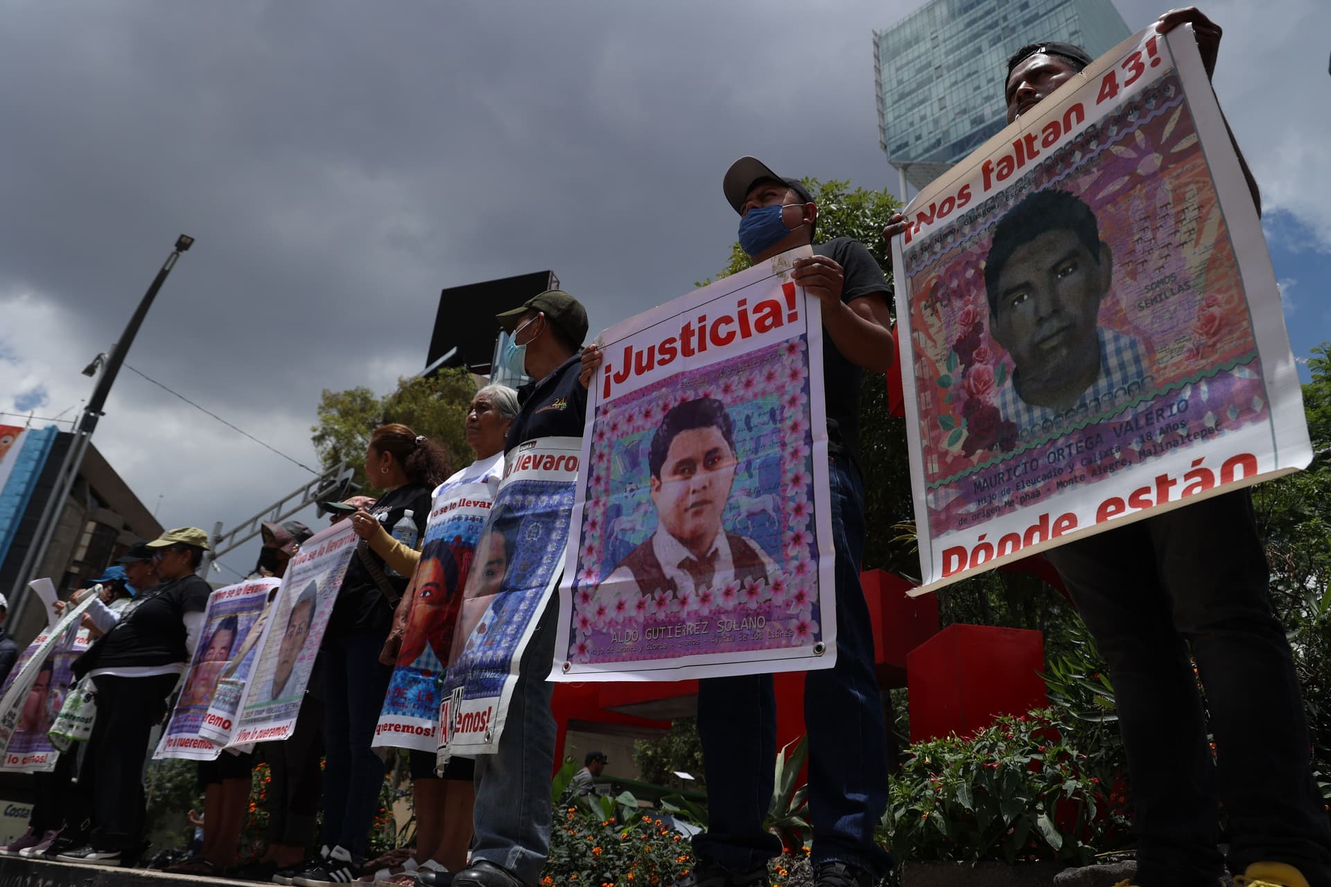 Ángel 'N' Afirma Tener Manos Limpias en Caso Ayotzinapa; Defensa Apelará Vinculación