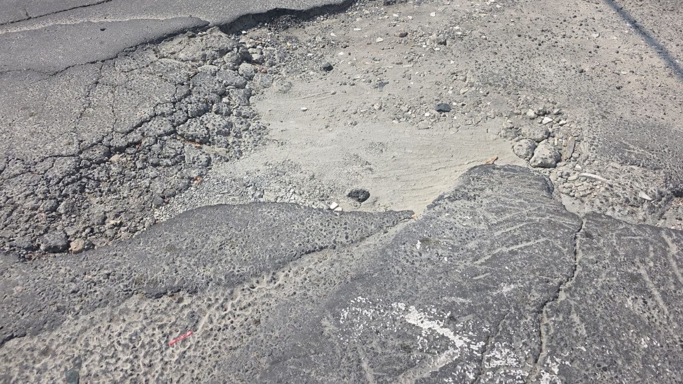 Bache en calles de la colonia Los Ángeles, Iztapalapa