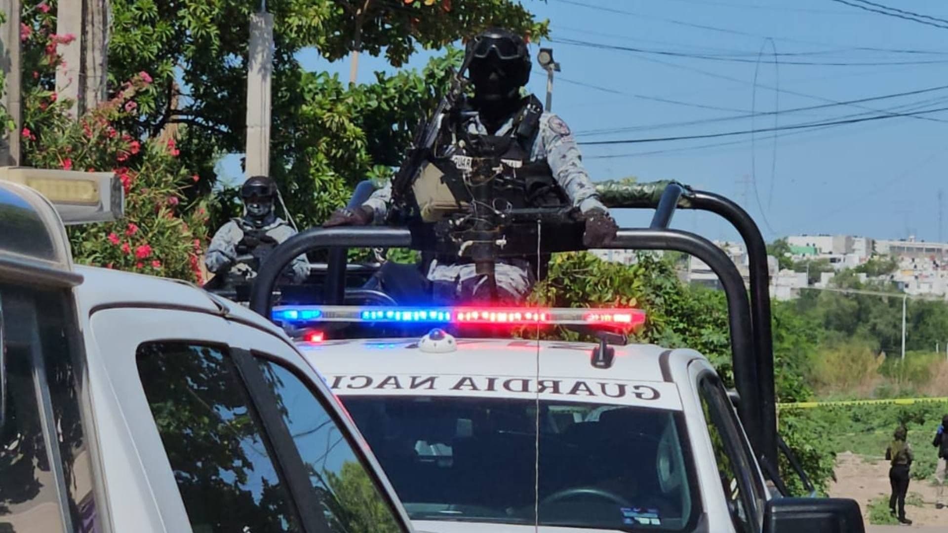 Balacera en Los Mochis, se reportan 8 personas detenidas.