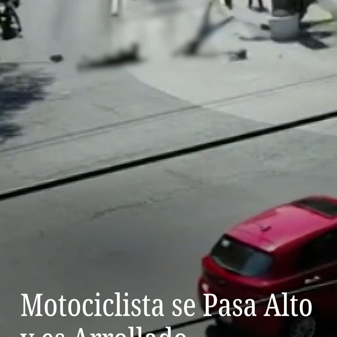 Motociclista se Pasa Alto y es Arrollado