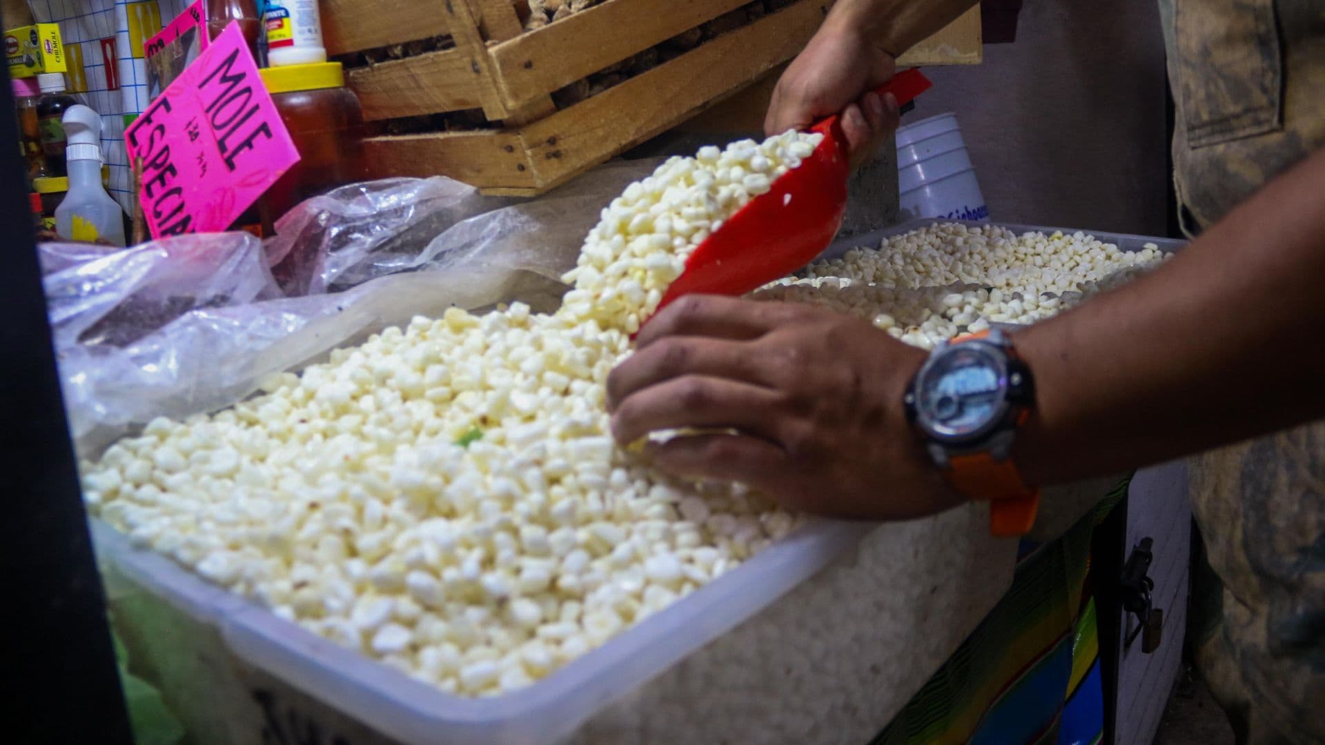 Del Pozole a las Tostadas: Lo Más Vendido para la Cena del 15 de Septiembre