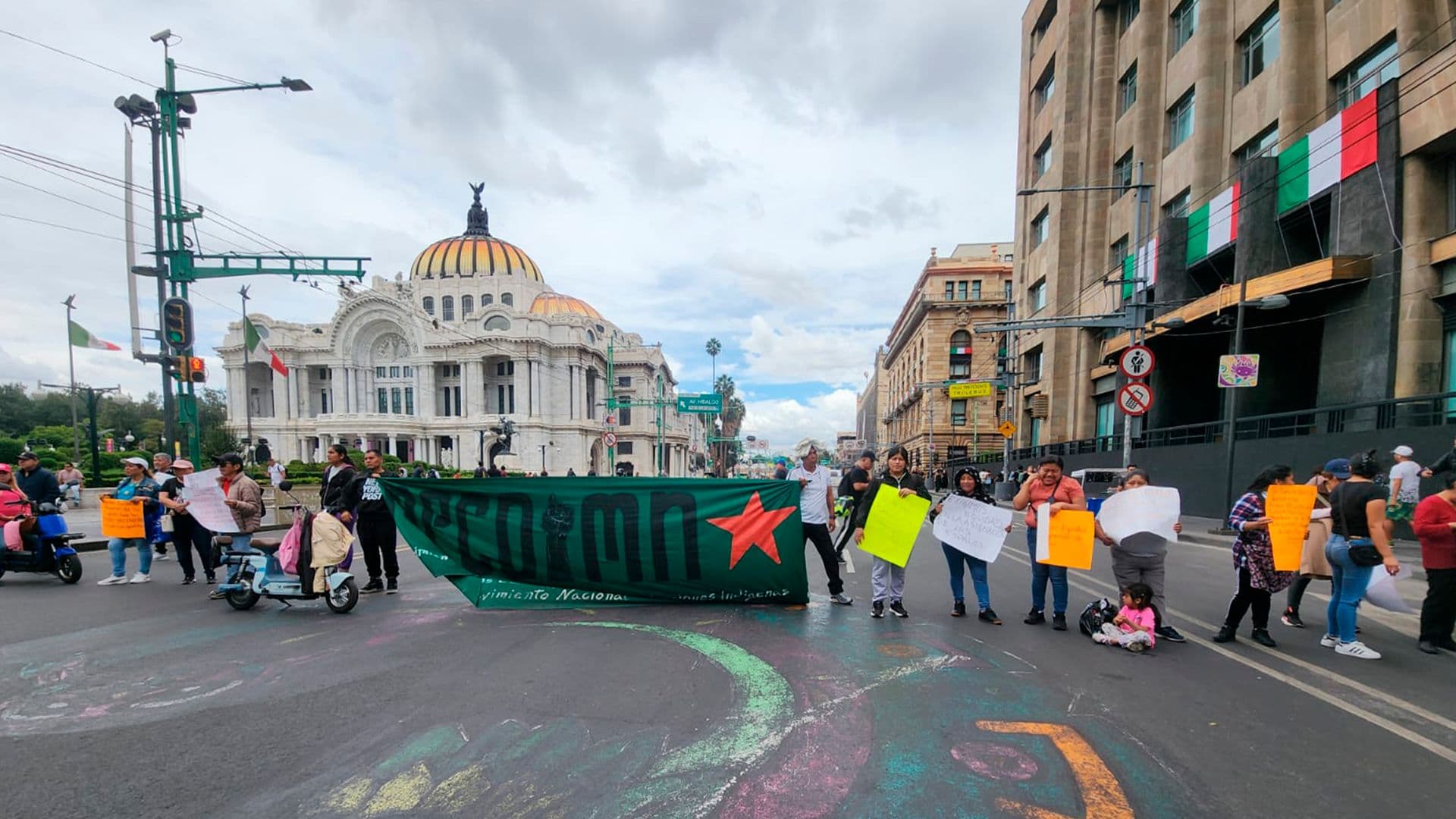 Evita Bloqueo en Eje Central: Alternativa Vial a Manifestación de Comerciantes en Bellas Artes
