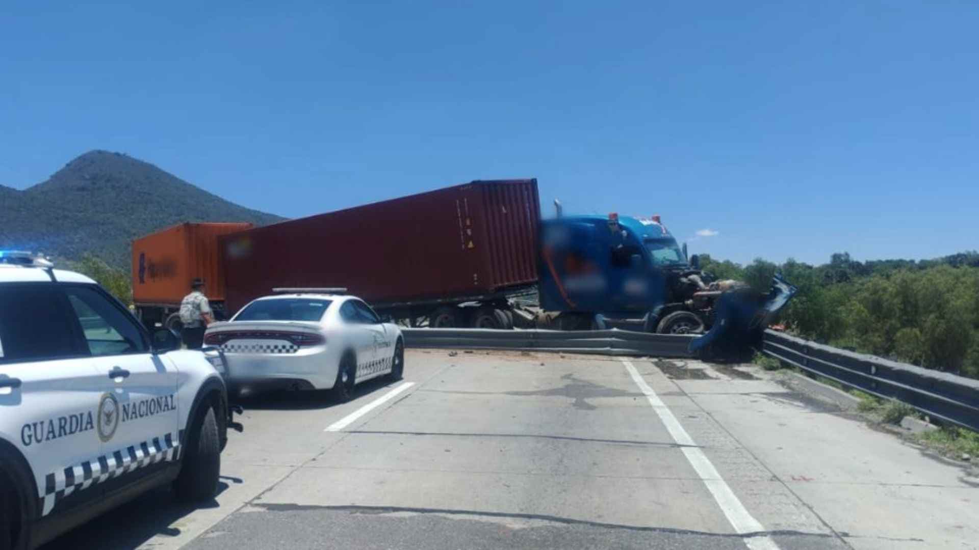 Bloqueo en Carretera de Hidalgo. Foto: Carreteras Guardia Nacional