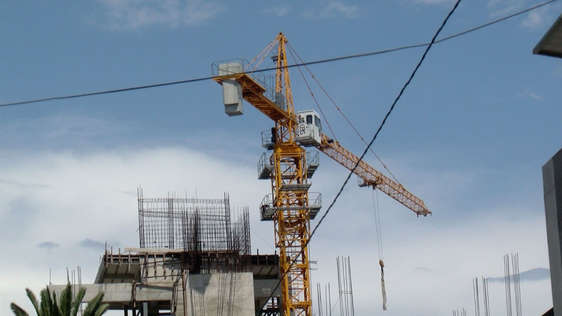 Cae la Industria de la Construcción por Inseguridad en Obras en Baja California