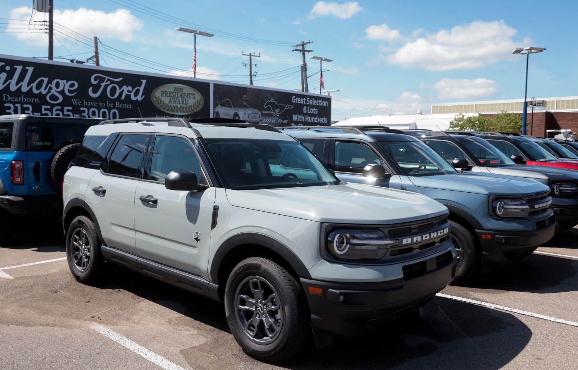 Camionetas Ford Bronco. Foto: Reuters