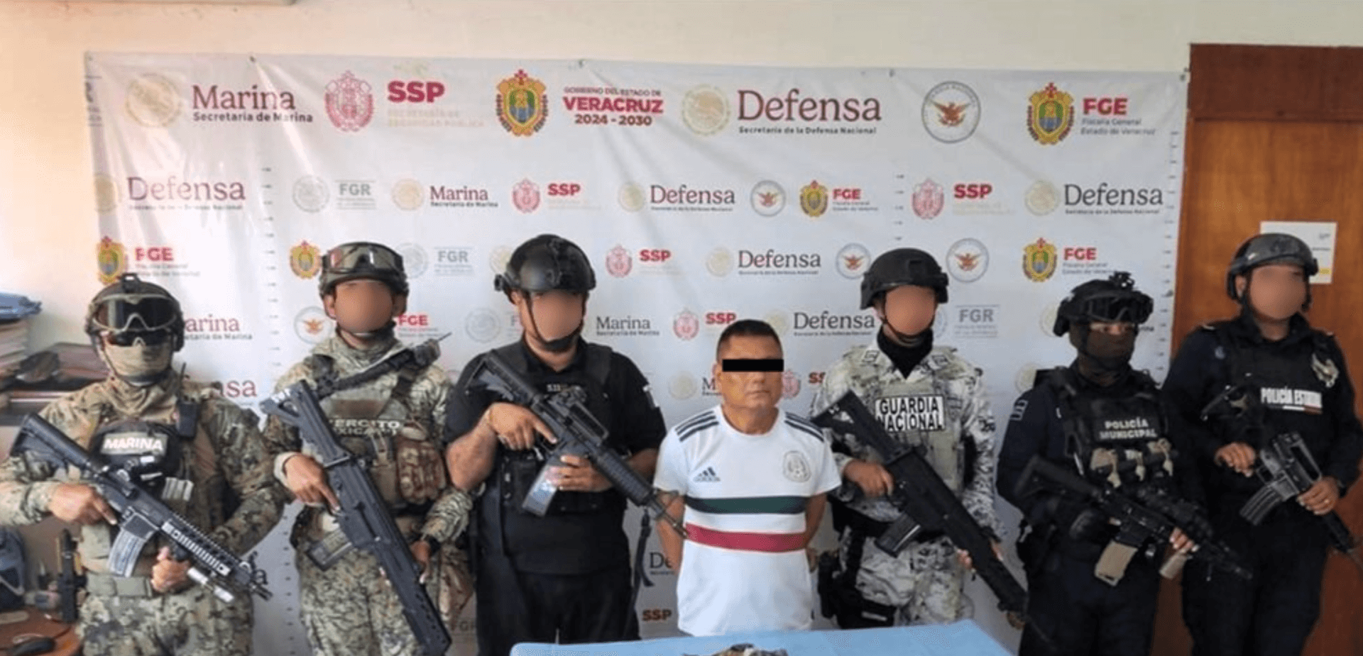 Rescatan a dos personas presuntamente privadas de la libertad en Veracruz