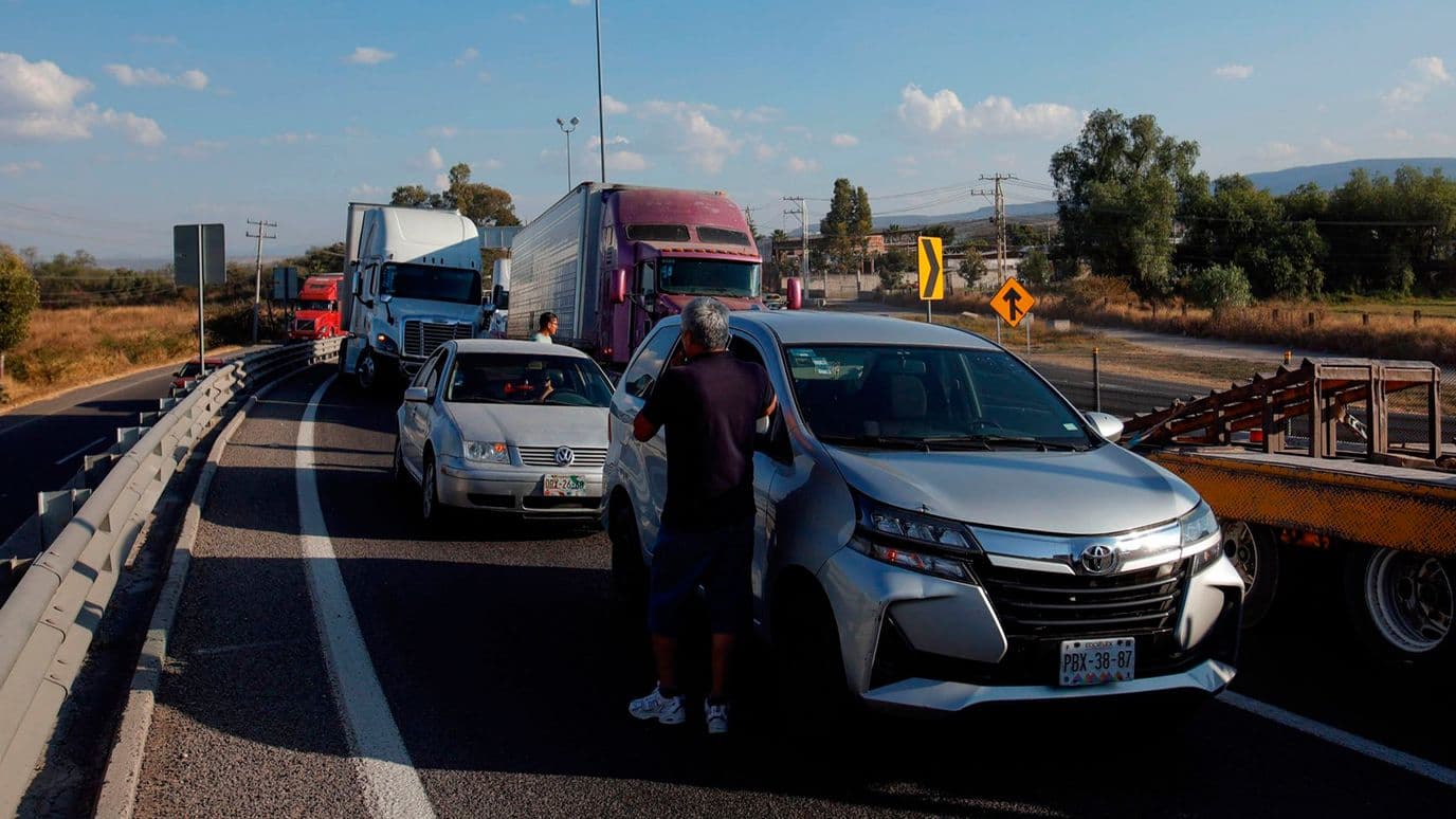 Bloqueo Carretera Querétaro por Agricultores