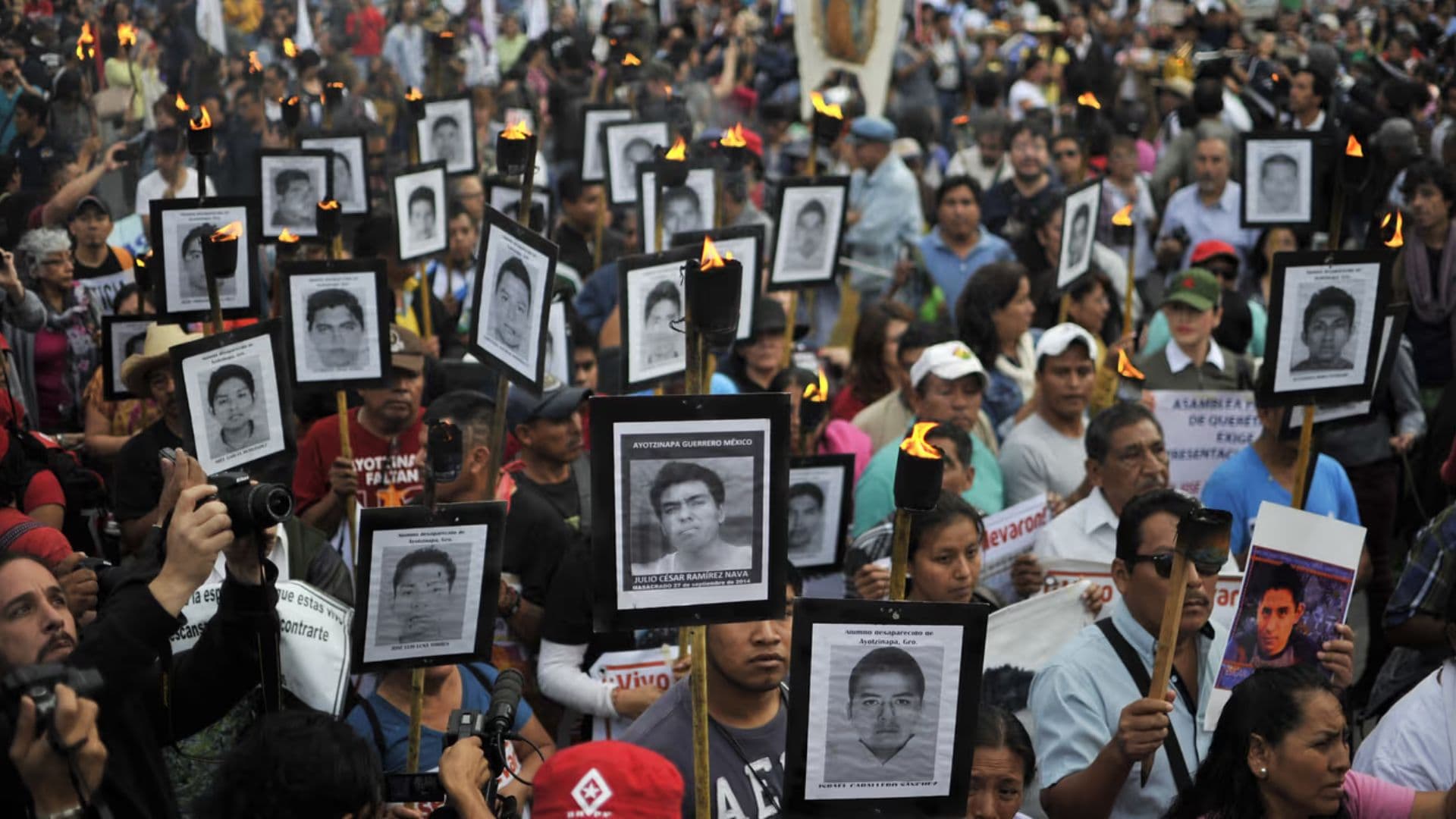 12 Años Sin Conocer el Paradero de los 43 Normalistas Foto: AFP