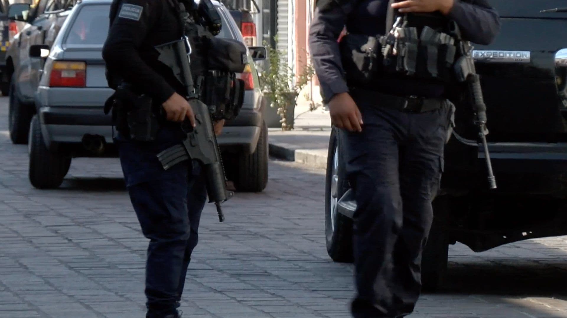 Los elementos de Seguridad no detuvieron a los ladrones.