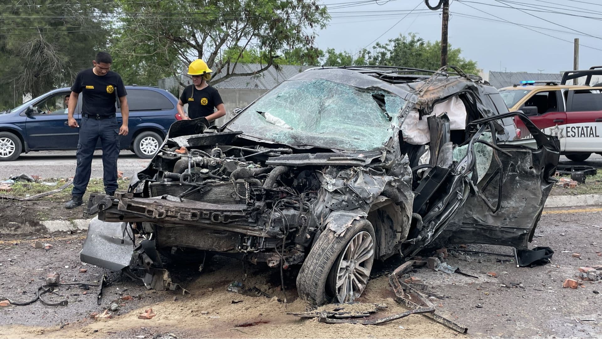 Aparatoso Choque Contra Construcción Religiosa Deja Tres Heridos en Tamaulipas