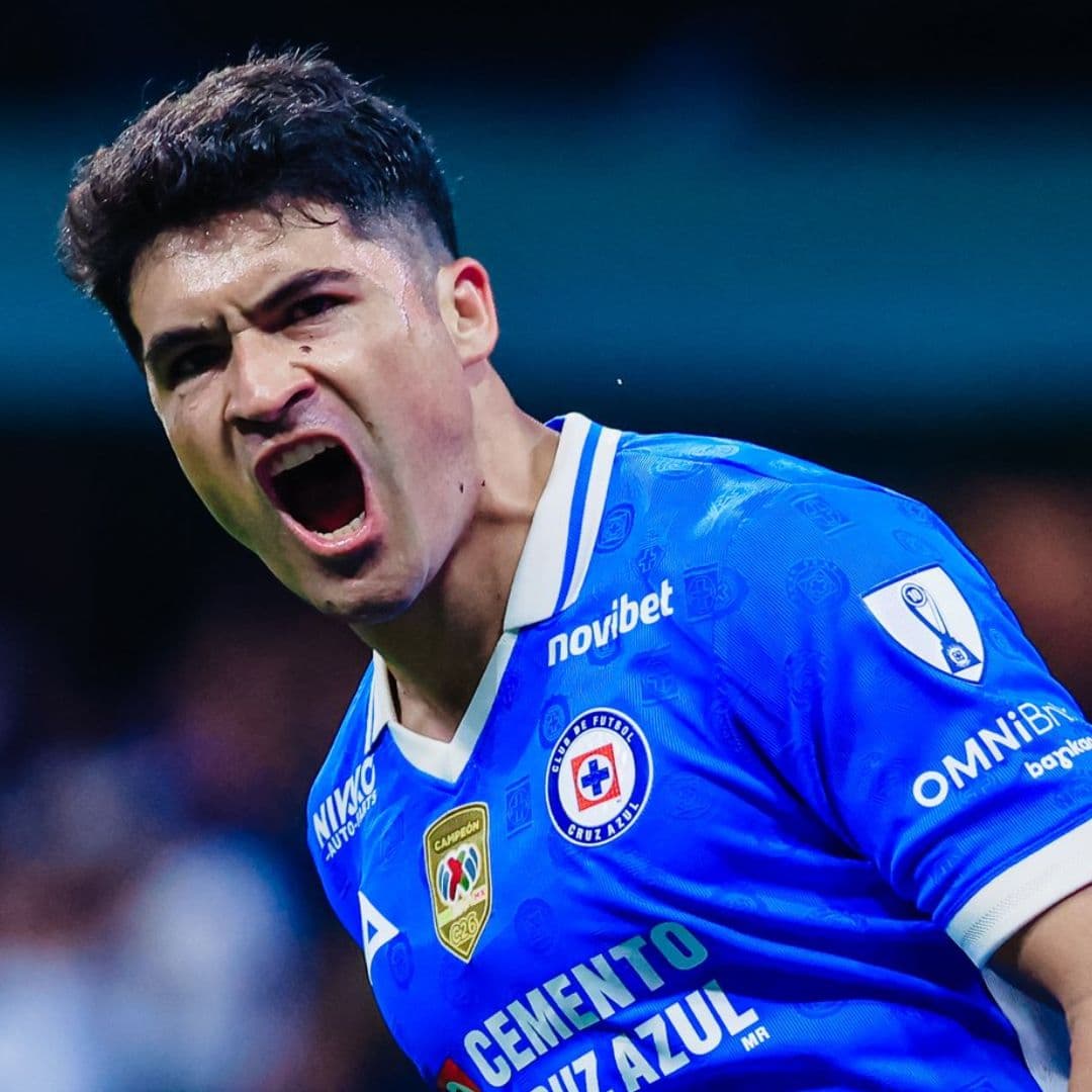 Nico Ibañez de Cruz Azul.