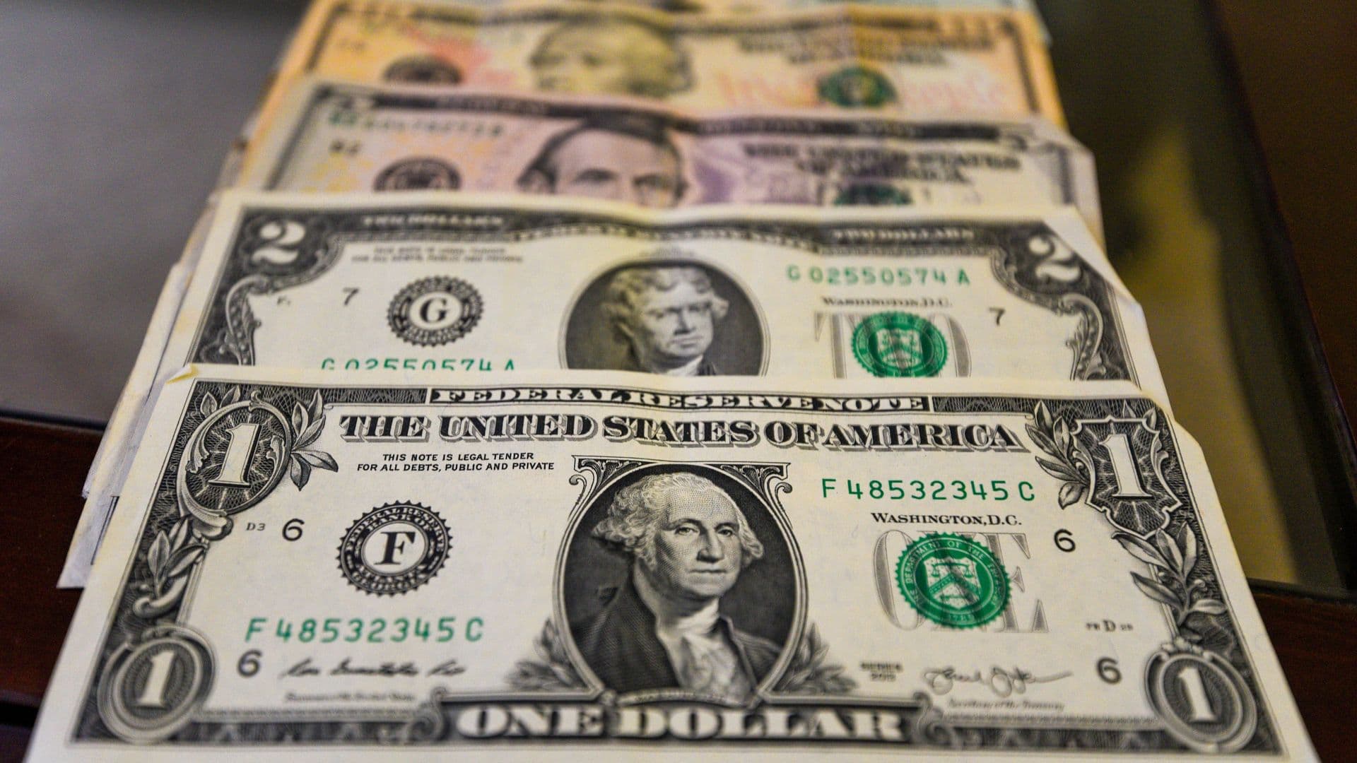 Dólar