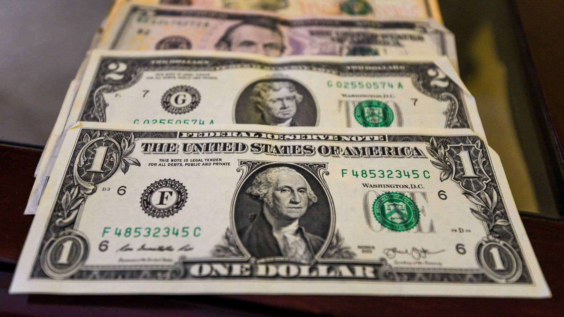 Dólar