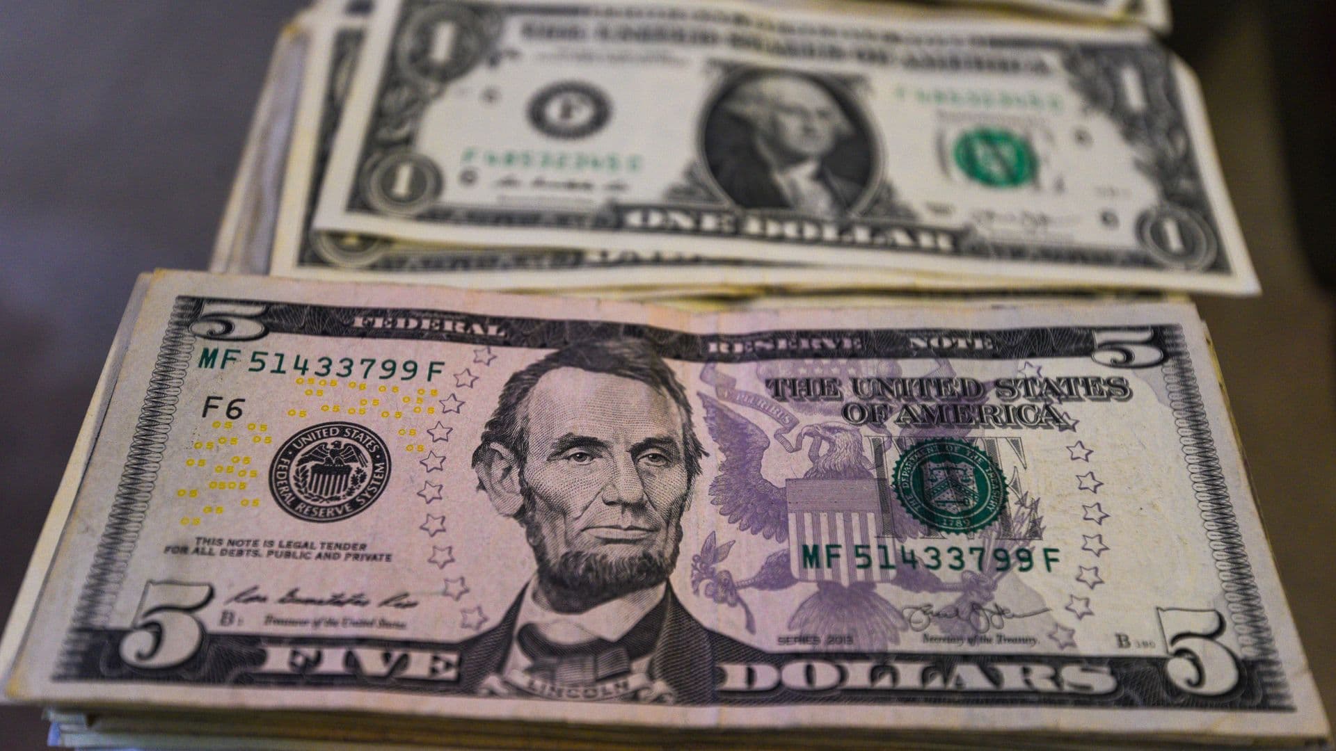 Precio del Dólar Hoy Lunes 1 de Junio de 2026: ¿Cómo Está el Tipo de Cambio con el Peso?