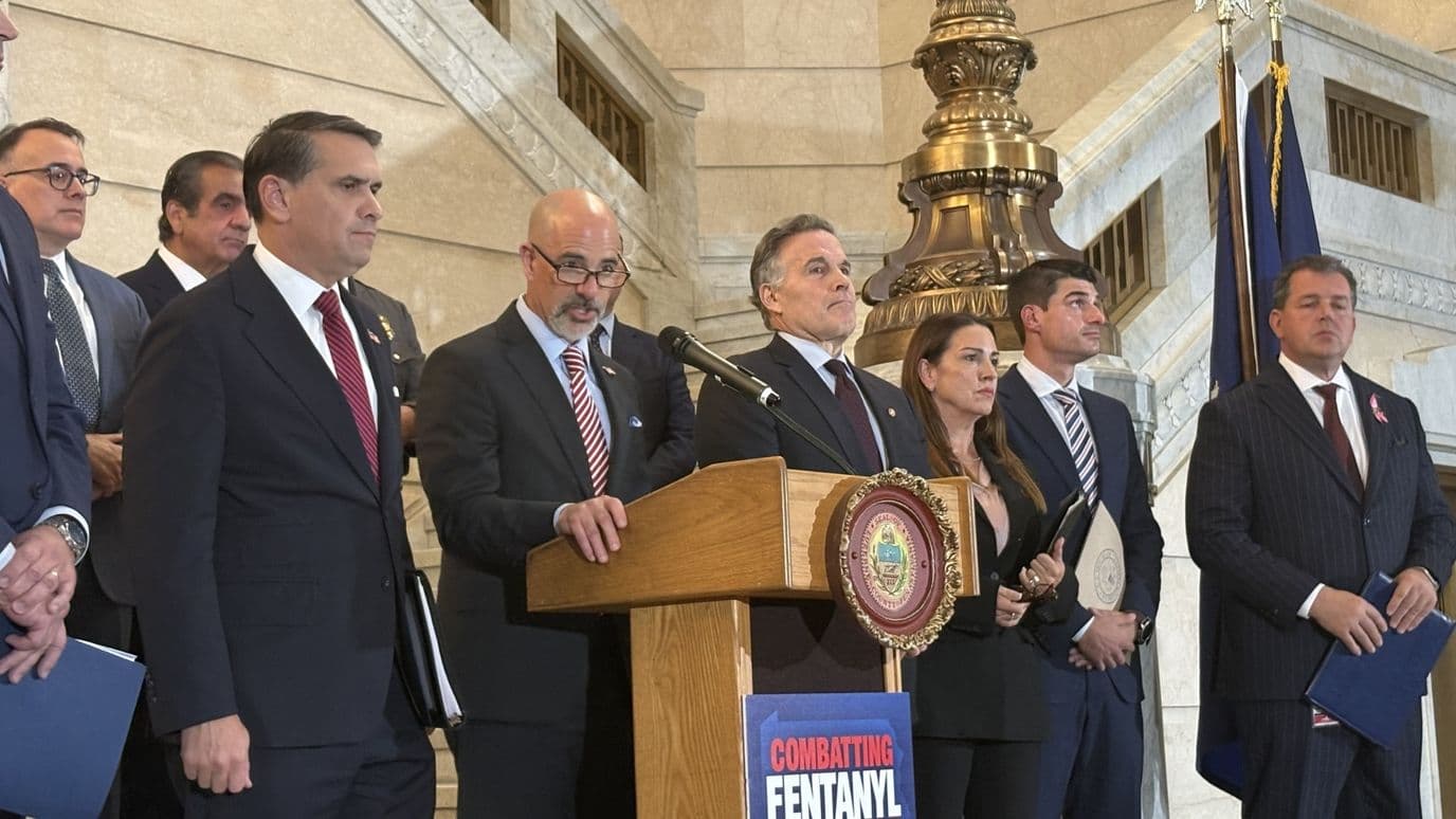 Director de la DEA Acusa Corrupción de Autoridades Mexicanas en Asesinato de 'Kiki' Camarena