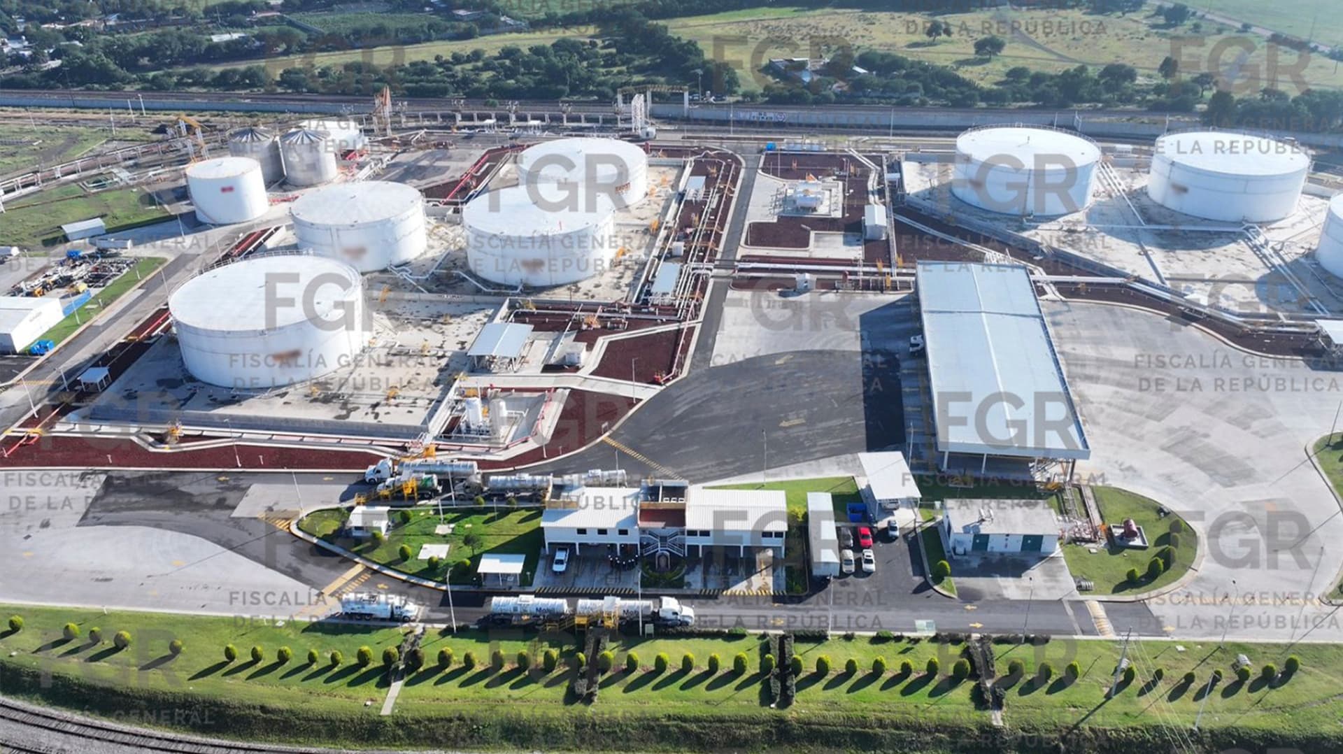 La FGR Ya Sabe de Dónde Venía y a Dónde Iba Combustible Asegurado en Guanajuato