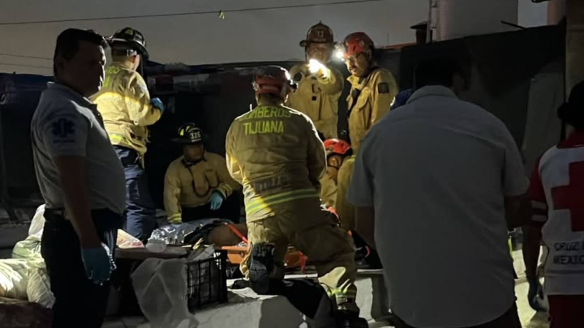 Hombre Sufre Descarga Eléctrica en Colonia Francisco Villa en Tijuana