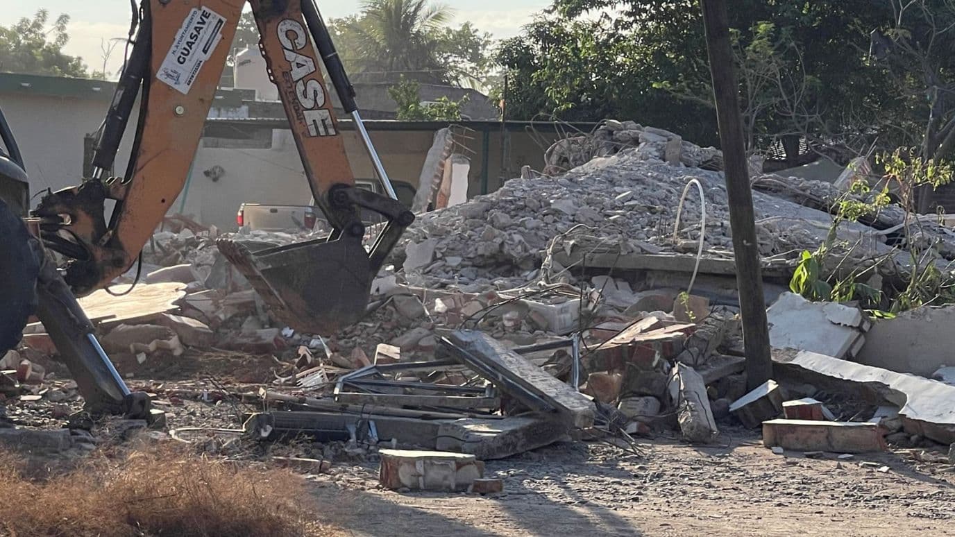 Explota Vivienda y Mueren Dos Adultos Mayores en Guasave, Sinaloa