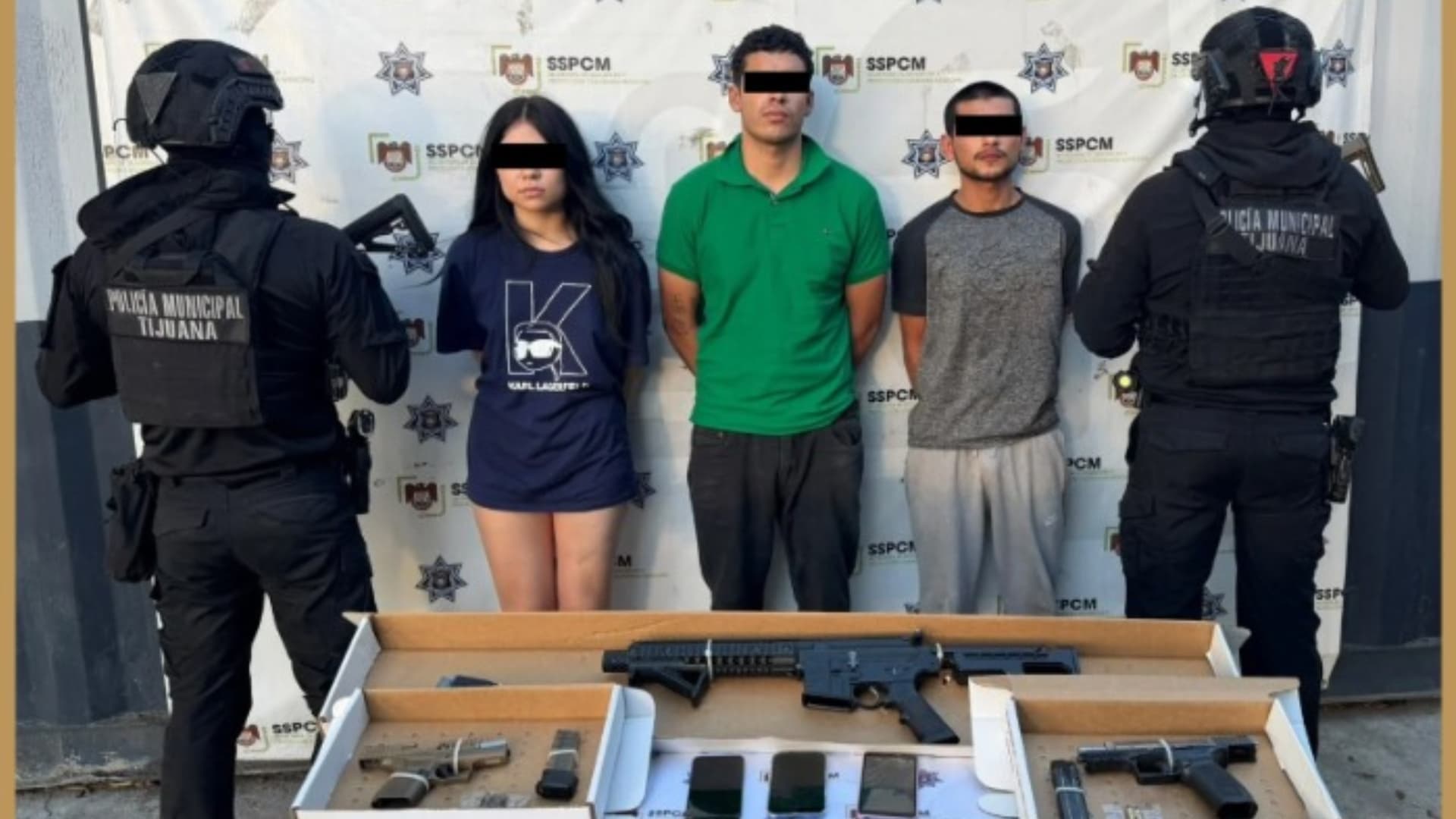 Persecución Termina con Tres Detenidos y Aseguramiento de Armas en Tijuana, BC