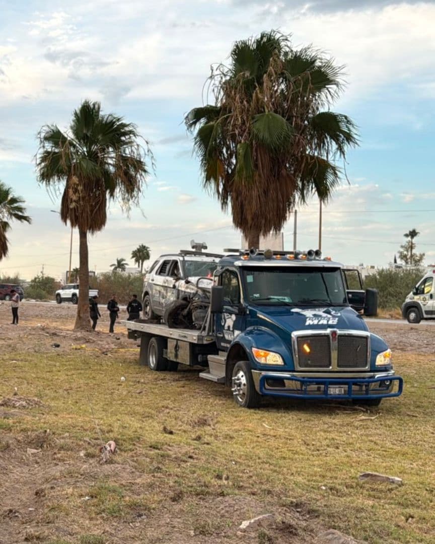 Muere Policía tras Volcadura de Patrulla en Periférico Raúl López Sánchez en Torreón