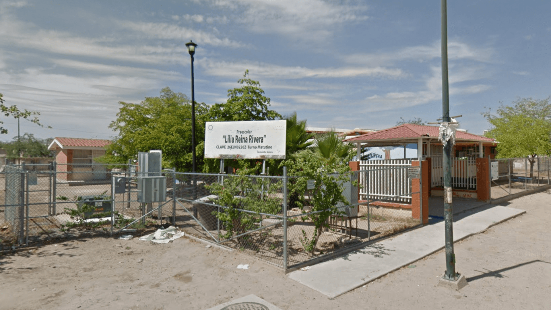 Evacúan a 29 Niños de Preescolar por Incendio de Vivienda en Hermosillo