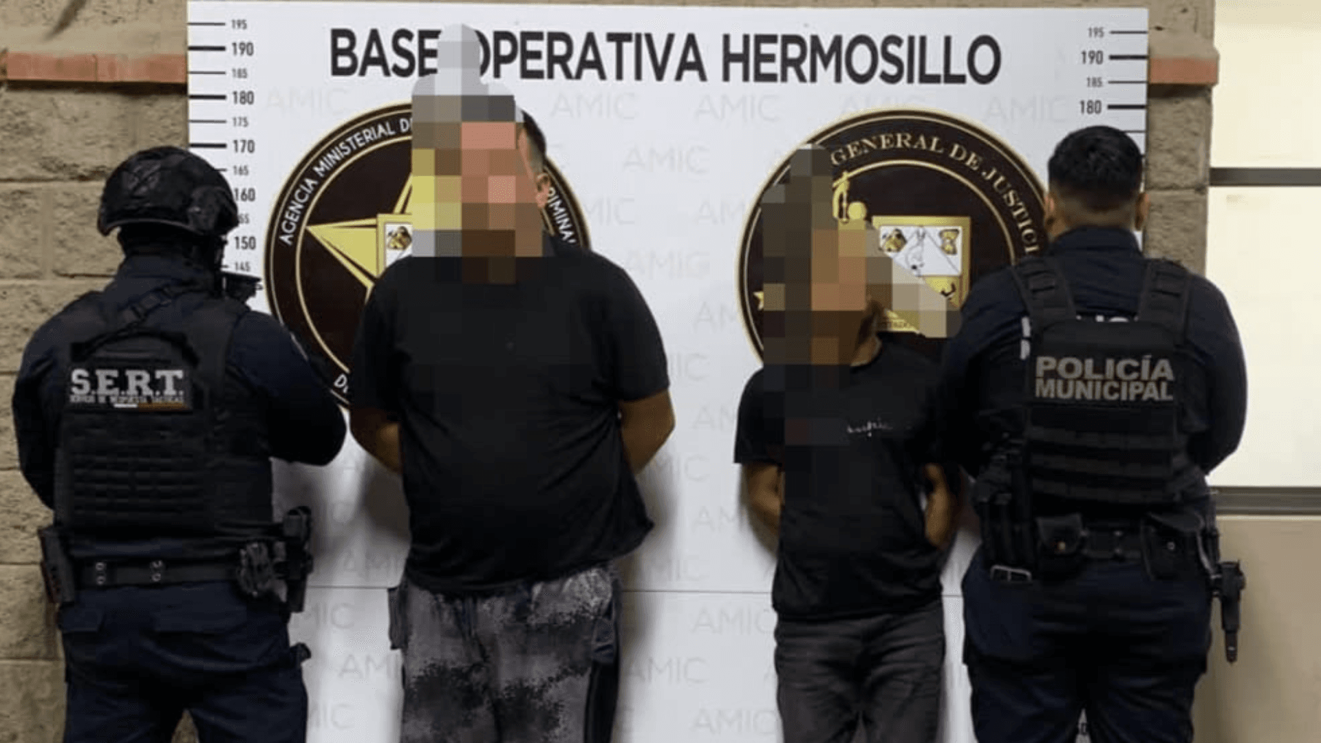 Hombre es Asesinado a Balazos en Taquería de Hermosillo, Sonora; Hay 2 Sujetos Detenidos