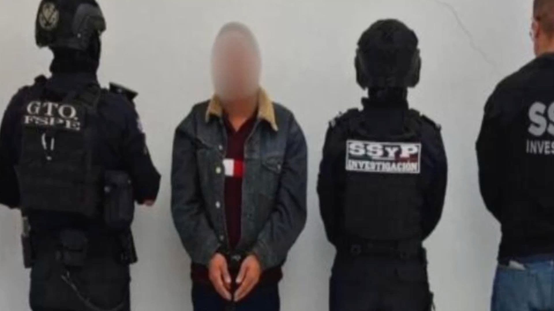 Arturo N, fue sentenciado al ser encontrado culpable de delitos relacionados con armas y estupefacientes.