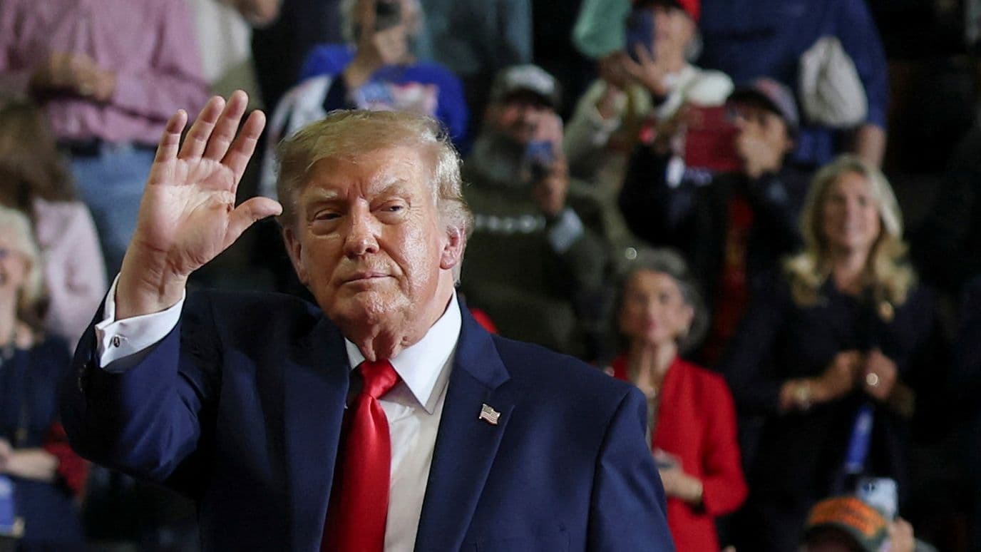 Jueza Ordena Frenar Investigaciones de Donald Trump sobre Votantes No Ciudadanos en 9 Estados