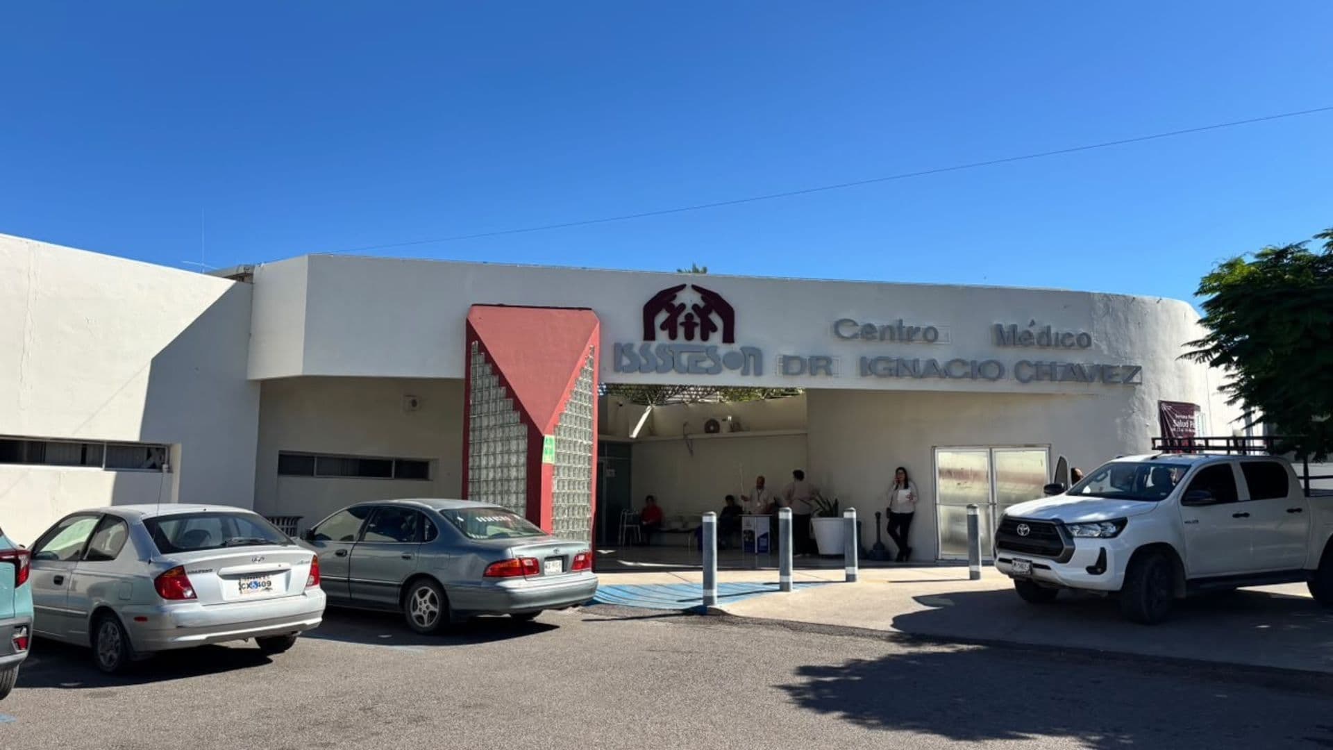 Empleada de Hospital es Detenida por Presunto Robo de Medicamentos en Hermosillo