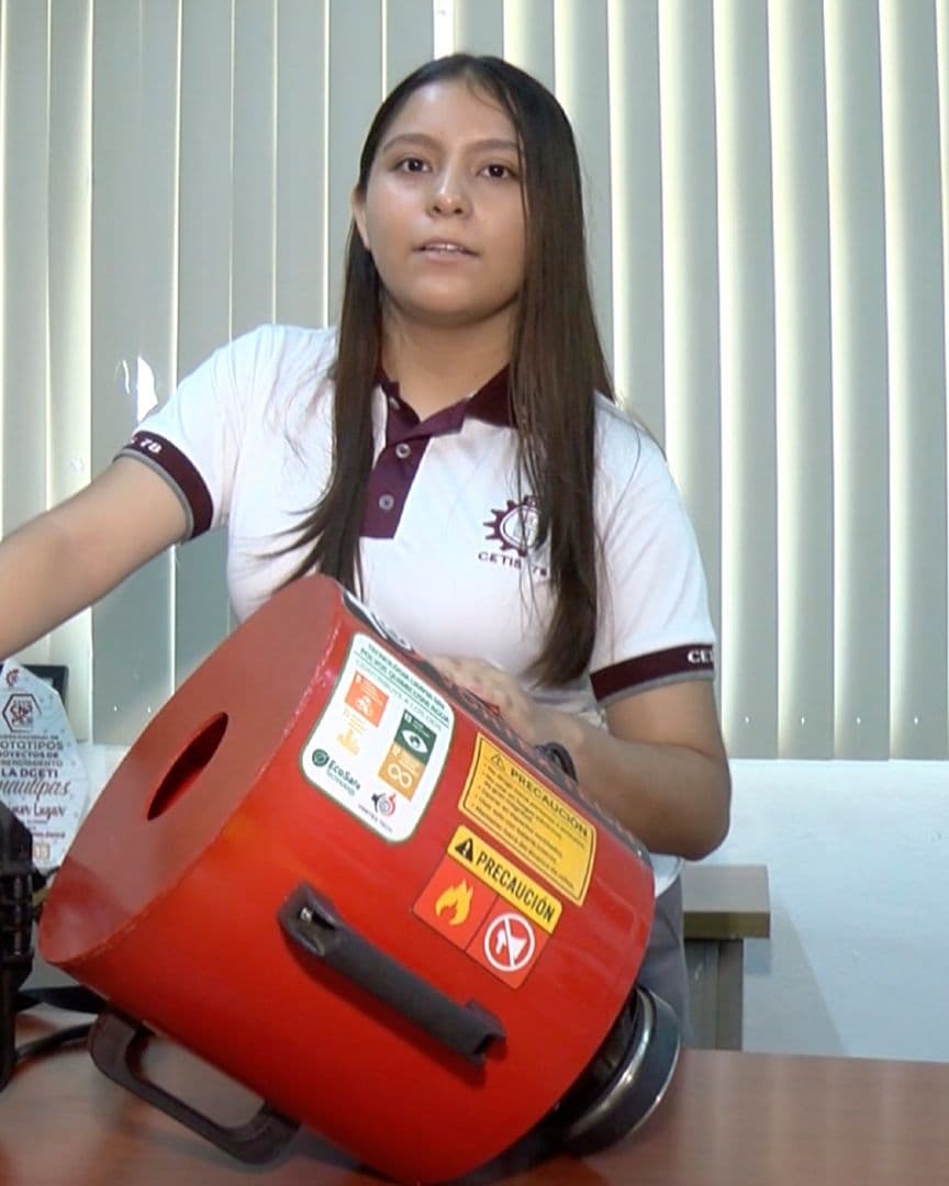 Angela Karime, Estudiante de CETIS 78 en Tamaulipas Crea 'Vortex Tech' un Extintor Acústico
