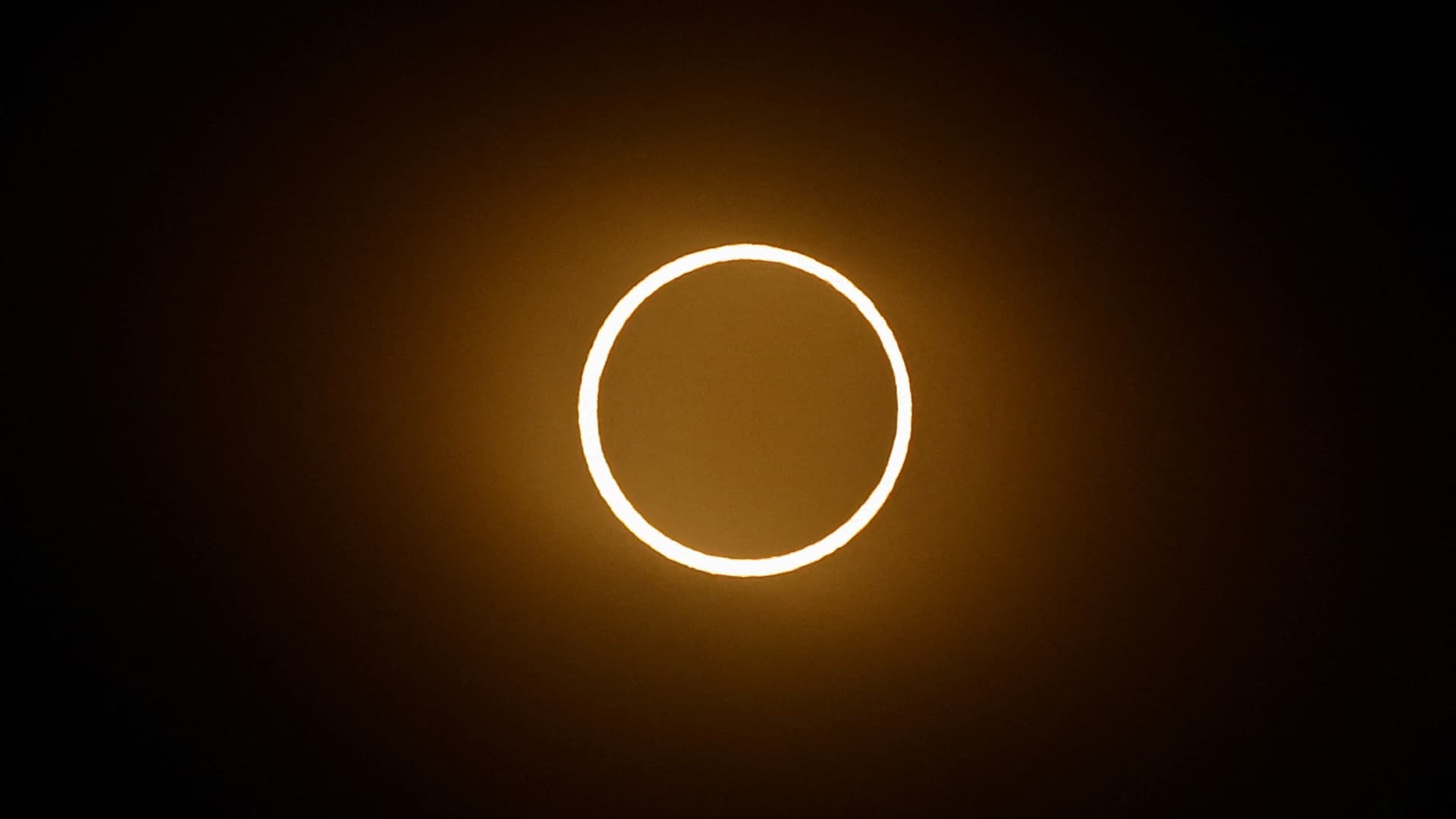 Eclipse Solar. ¿Cuándo Es el eclipse más largo del siglo 2026?