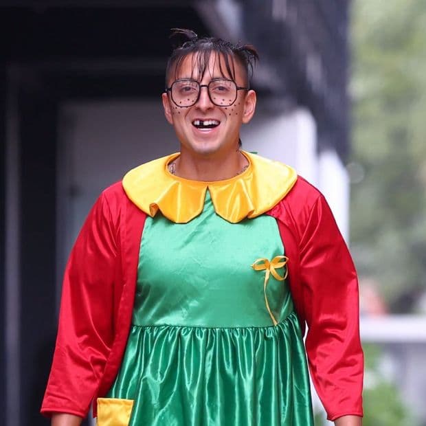 El ‘Piojo’ Alvarado Sorprende Disfrazado de ‘La Chilindrina’ para Halloween de Chivas