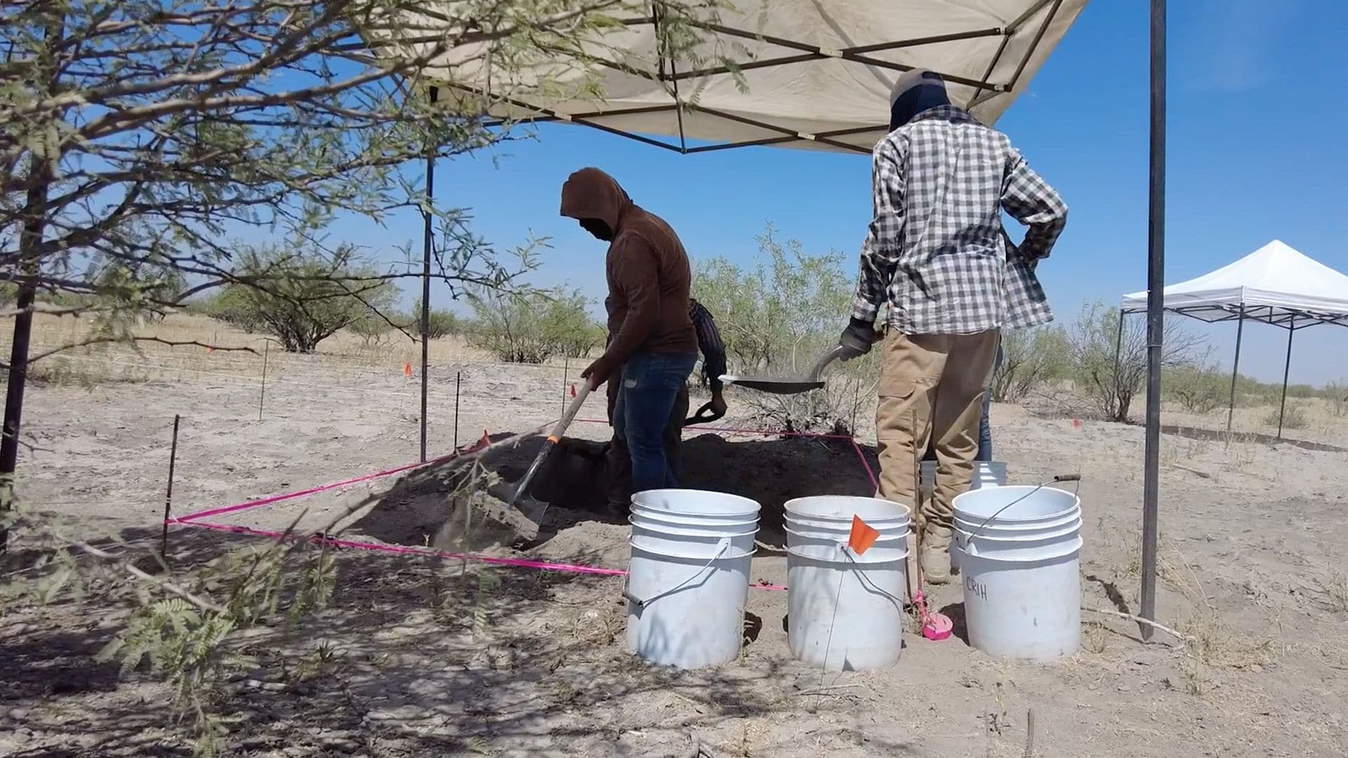 Encuentran Fosas con Restos Humanos en Viesca, Coahuila