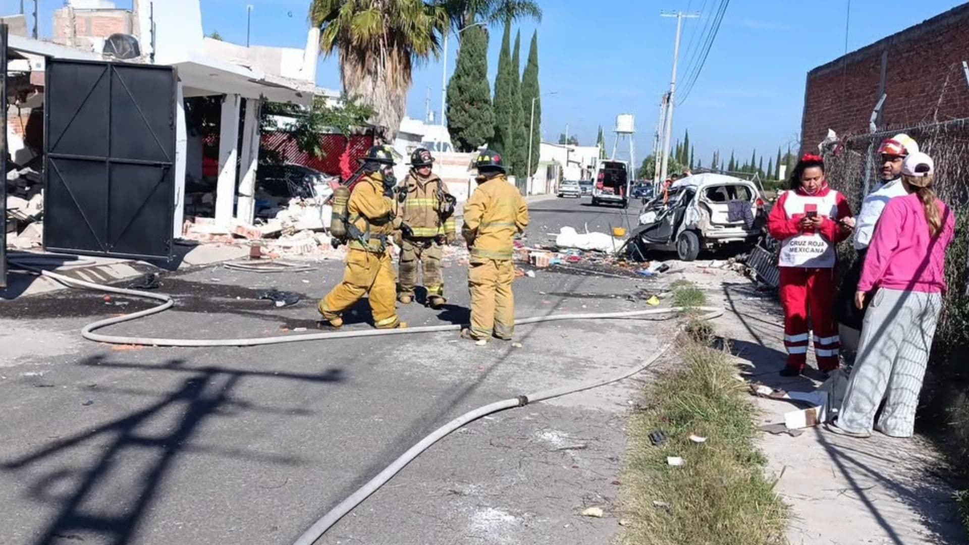 Cuatro Heridos Dejó la Explosión de Cilindros de Gas en Prados del Rosario en San José Iturbide.