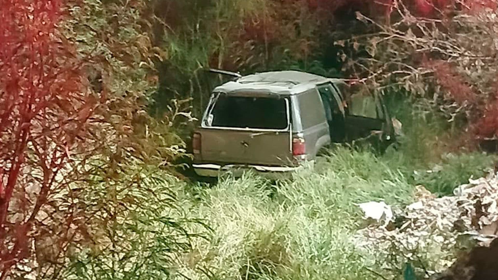 El accidente se registró cuando el conductor perdió el control en la colonia Hierba Buena