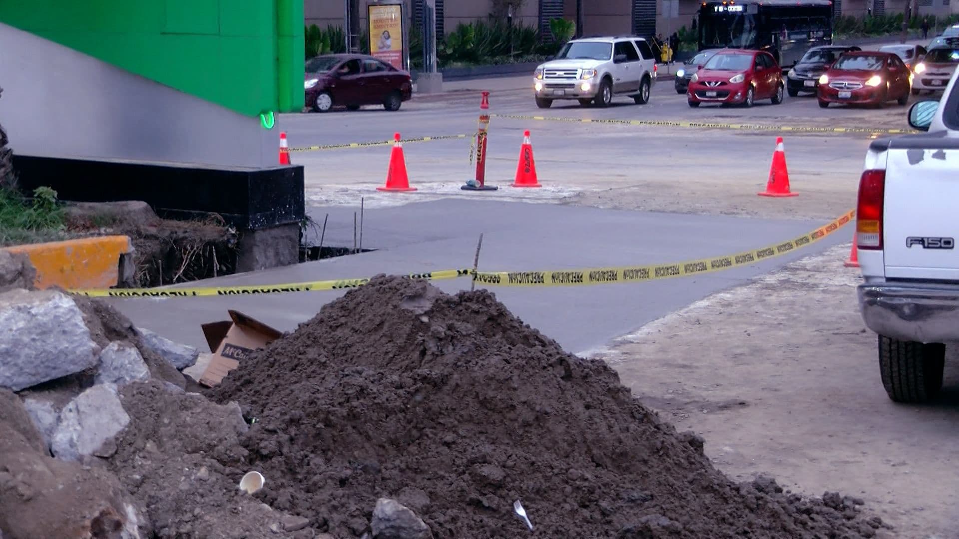 Concluyen Trabajos de Reparación en Fuga de Bulevar Agua Caliente En Tijuana, BC