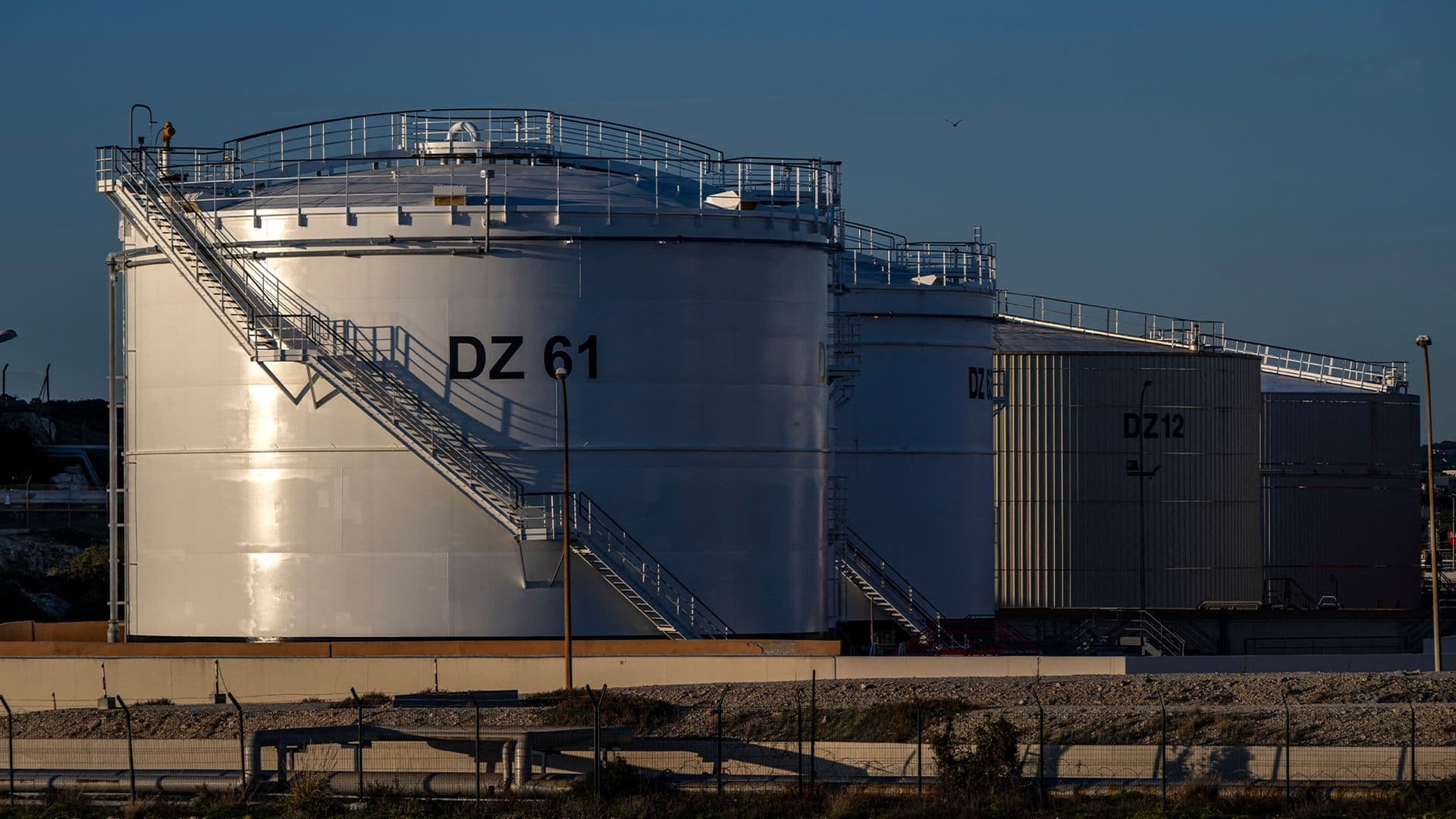 El G7 Acordó Liberar 100 Millones de Barriles de Diésel y Petróleo ante Crisis en Ormuz