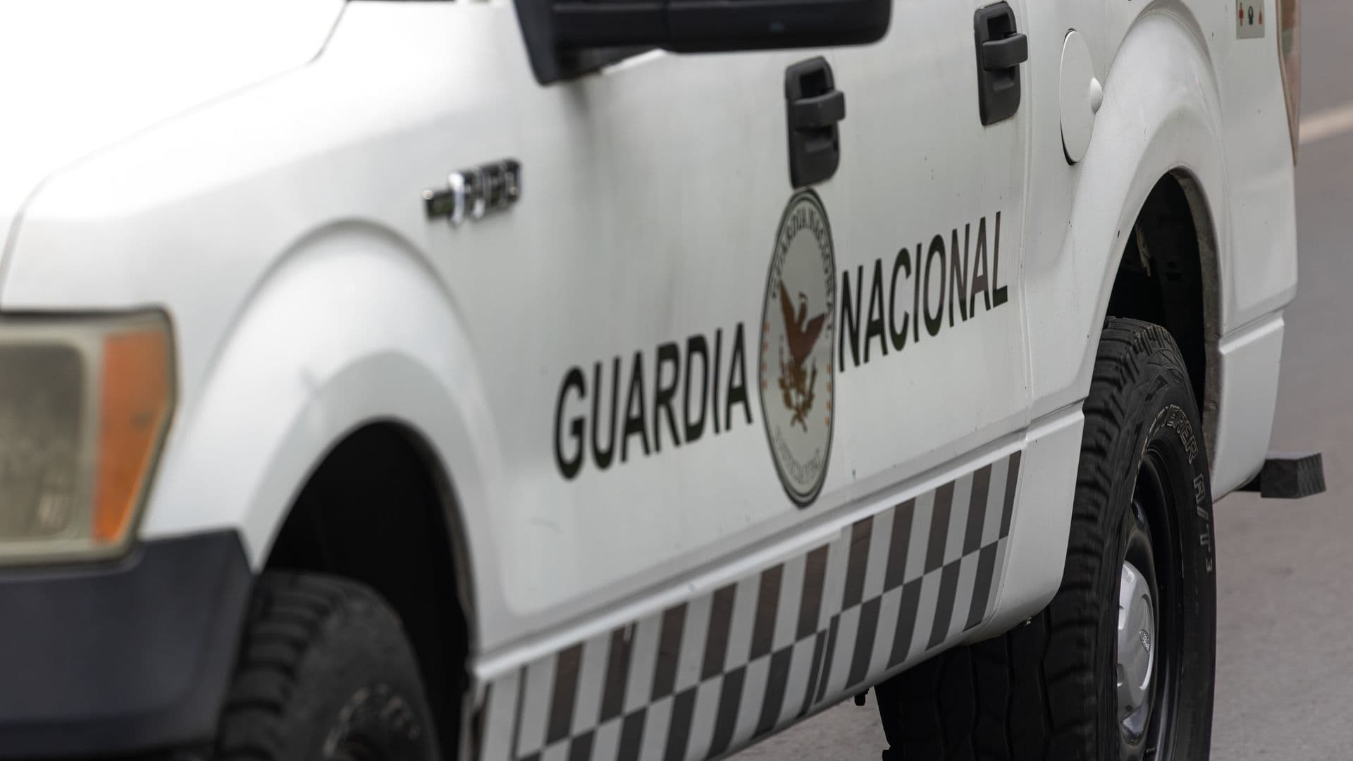 Camioneta de la Guardia Nacional
